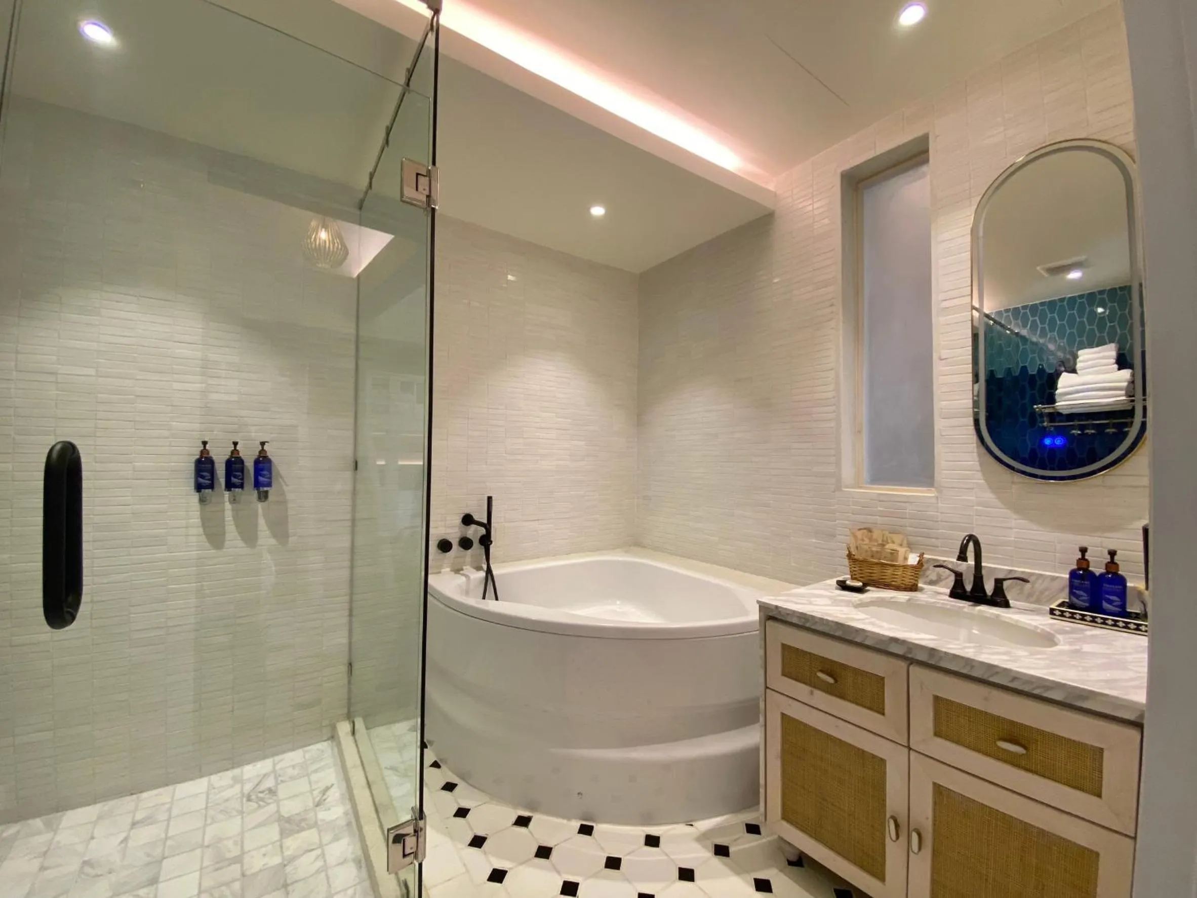 Tohsang Heritage Khongjiam