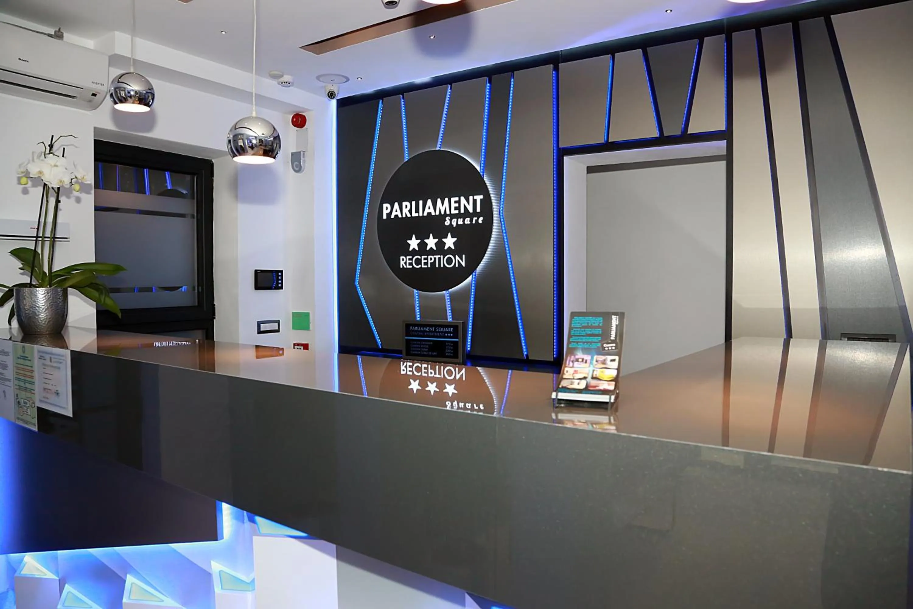 Lobby or reception in Parliament Square