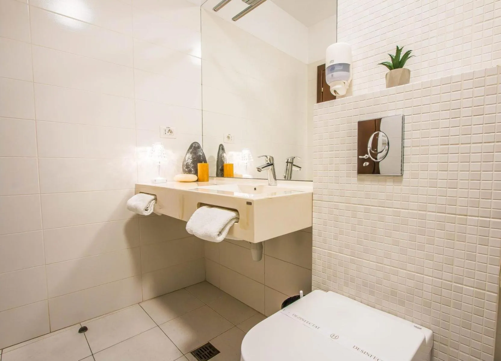 Bathroom in Parliament Square