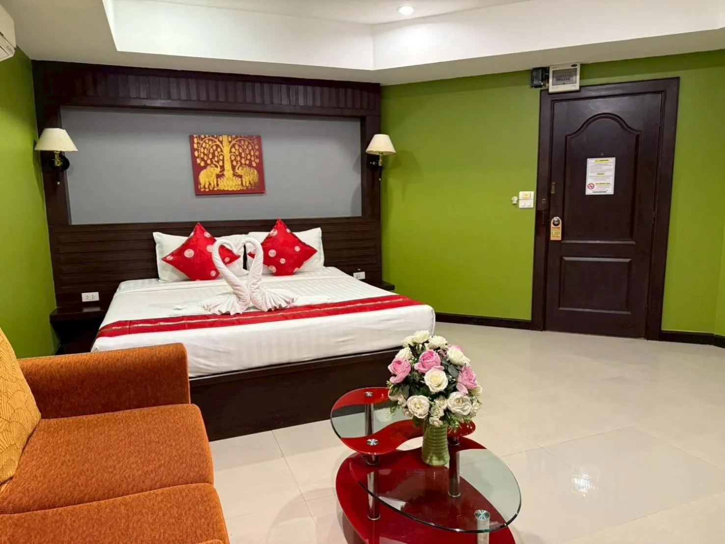 Bedroom, Bed in The Great Residence Suvarnabhumi Airport