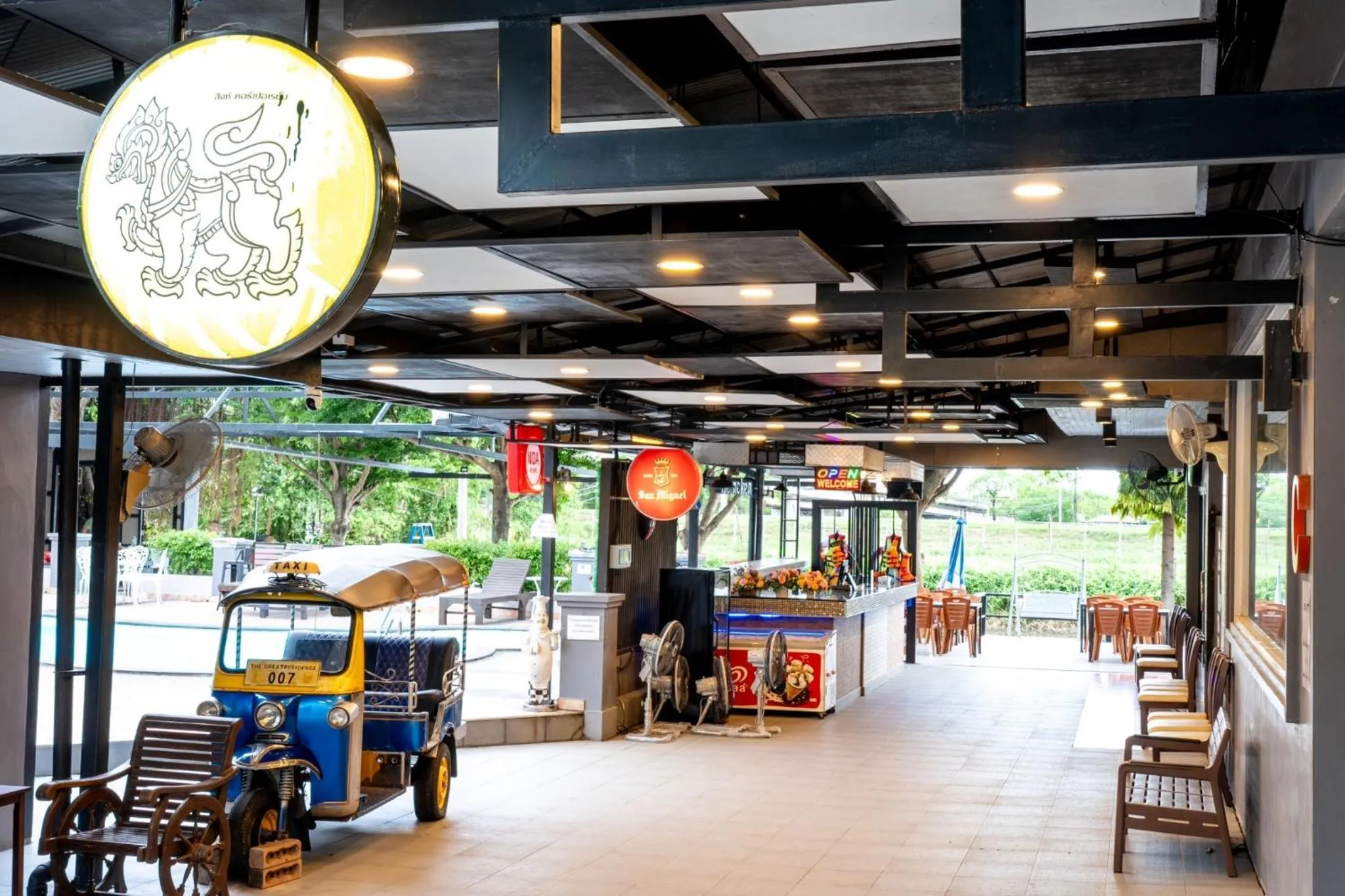 Restaurant/places to eat in The Great Residence Suvarnabhumi Airport