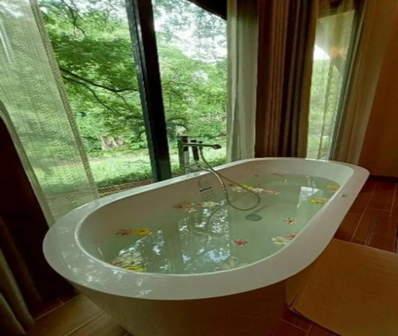 Bath in Supalai Pasak Resort Hotel And Spa