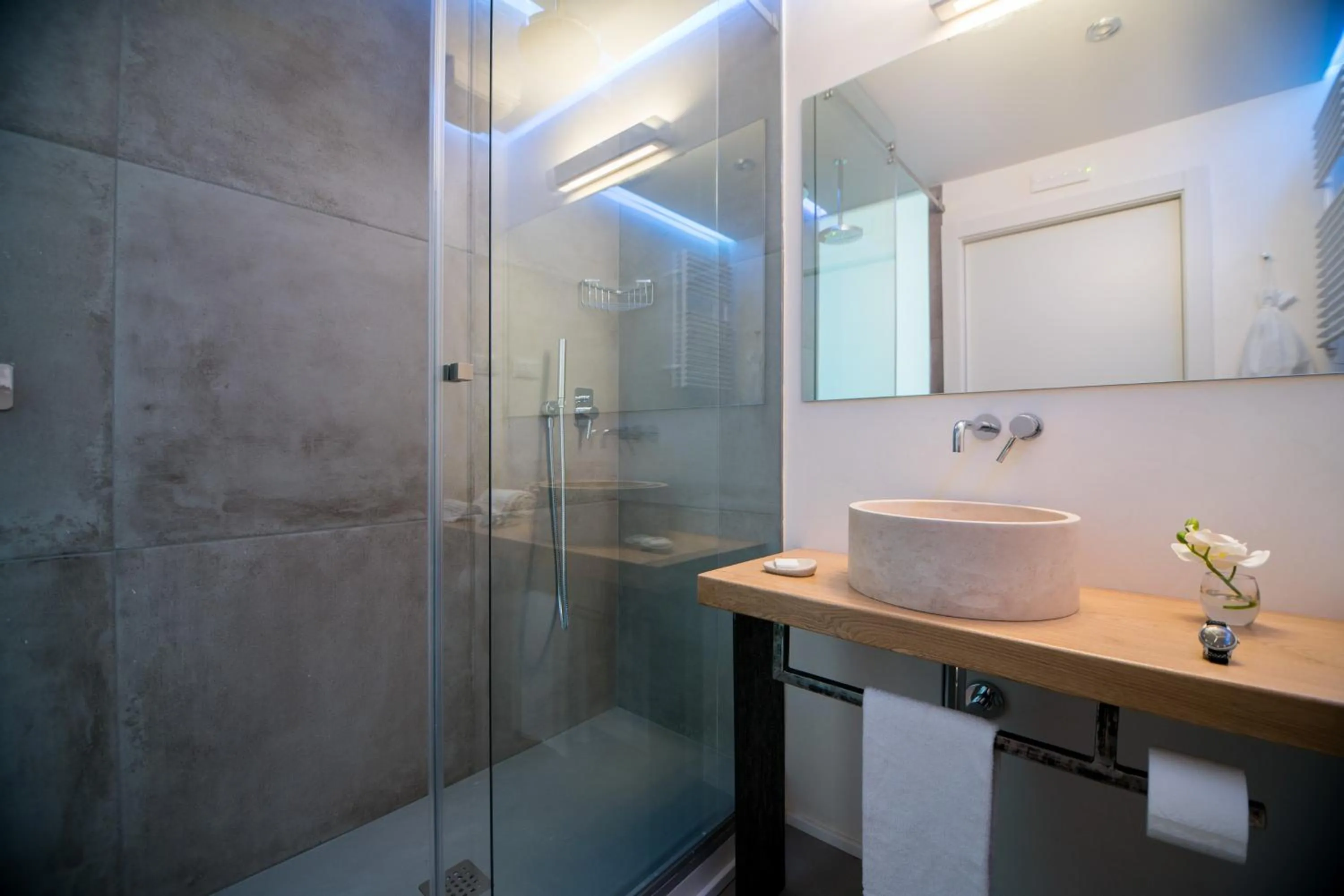 Bathroom in Relais Luce Florence