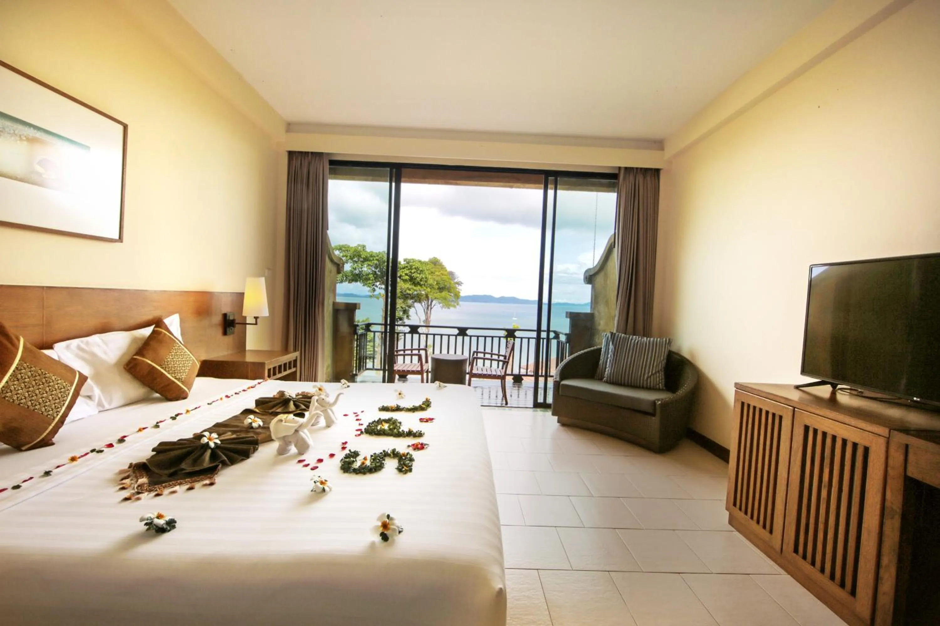 Balcony/Terrace in Supalai Scenic Bay Resort And Spa, SHA Extra Plus