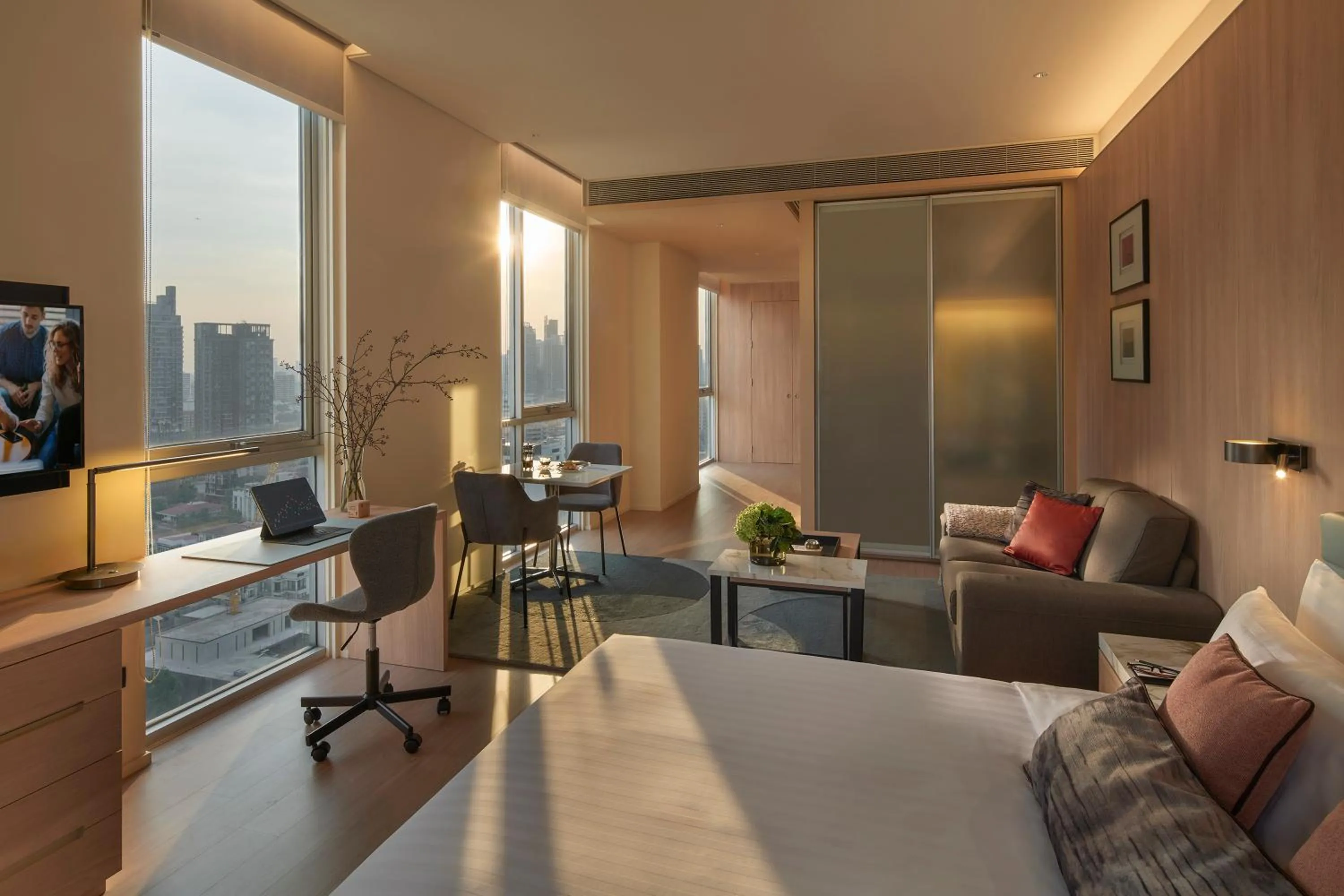 TV and multimedia in Somerset Sukhumvit Thonglor Bangkok