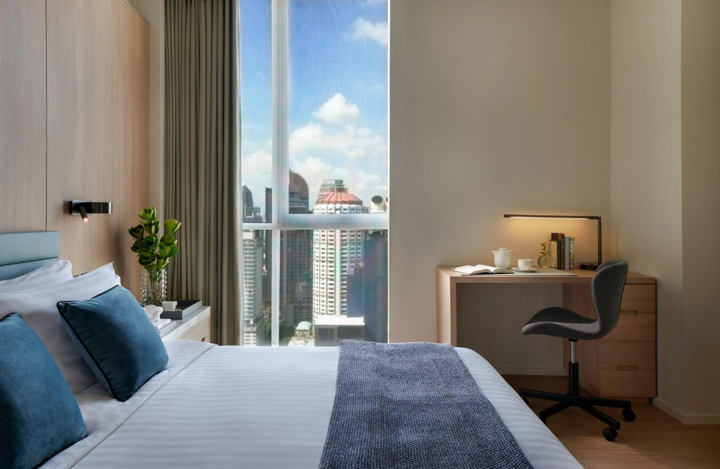 Bedroom, Bed in Somerset Sukhumvit Thonglor Bangkok