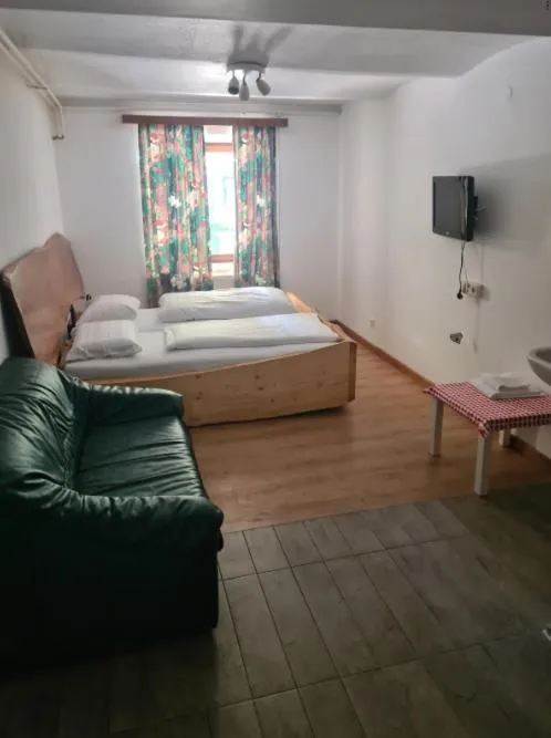 Bed in HOTEL Jerolitsch