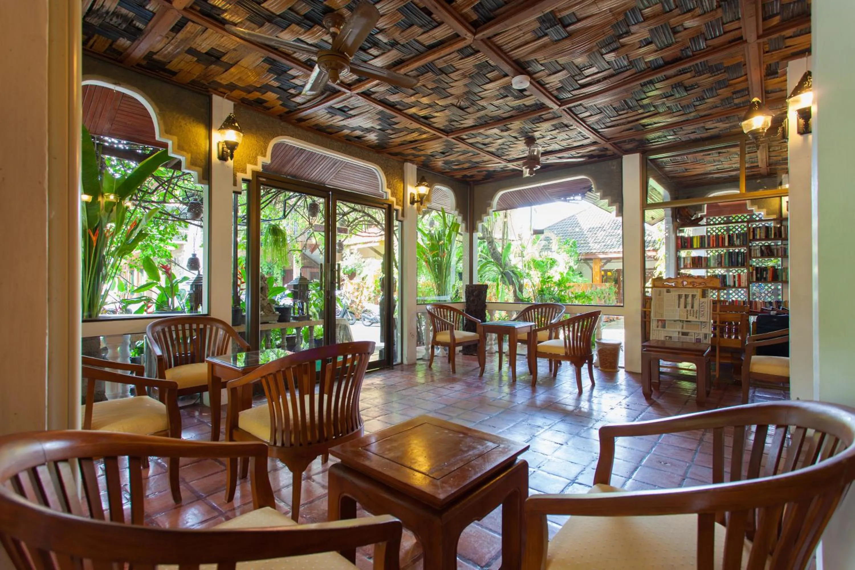 Lobby or reception in Tropica Bungalow Beach Hotel