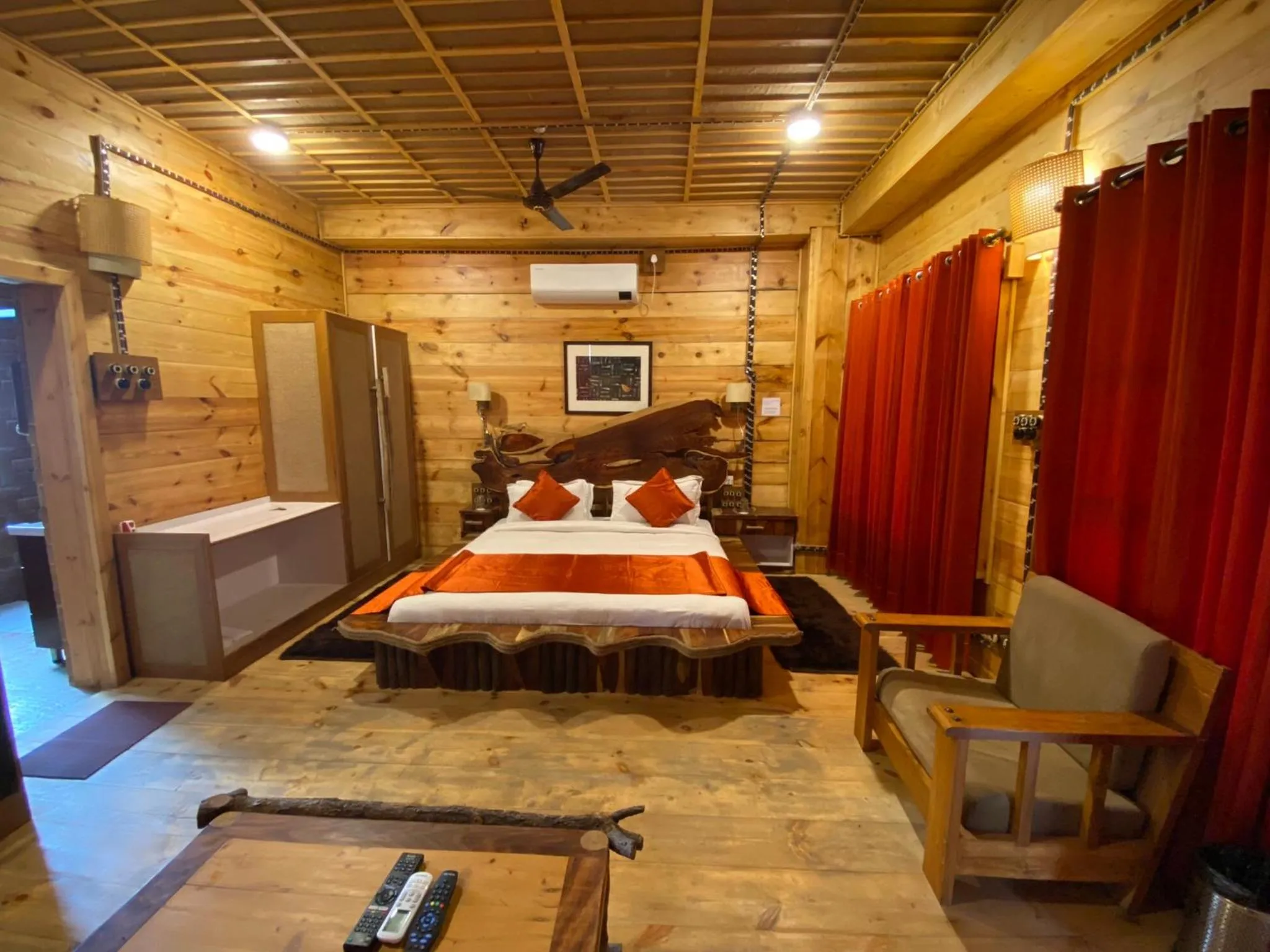 Photo of the whole room in The Divine Hima