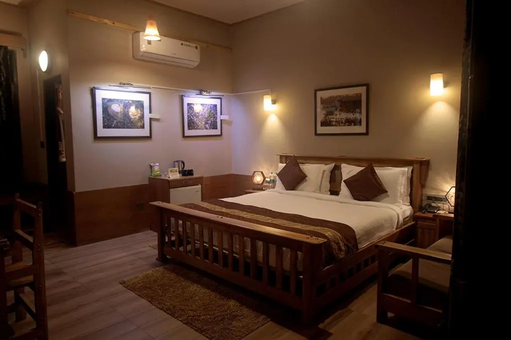 Photo of the whole room in The Divine Hima