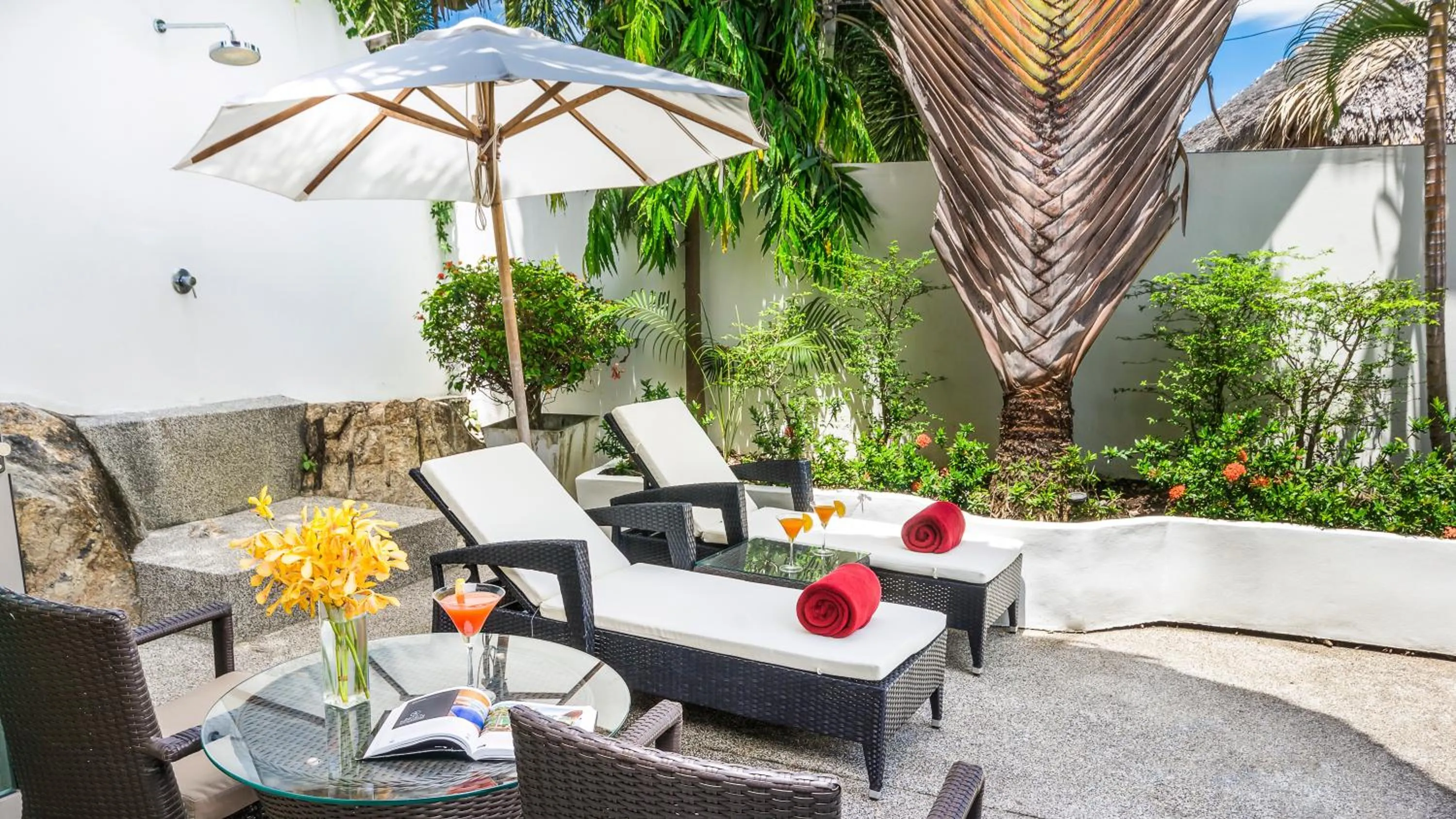 Garden in Beach Republic Koh Samui