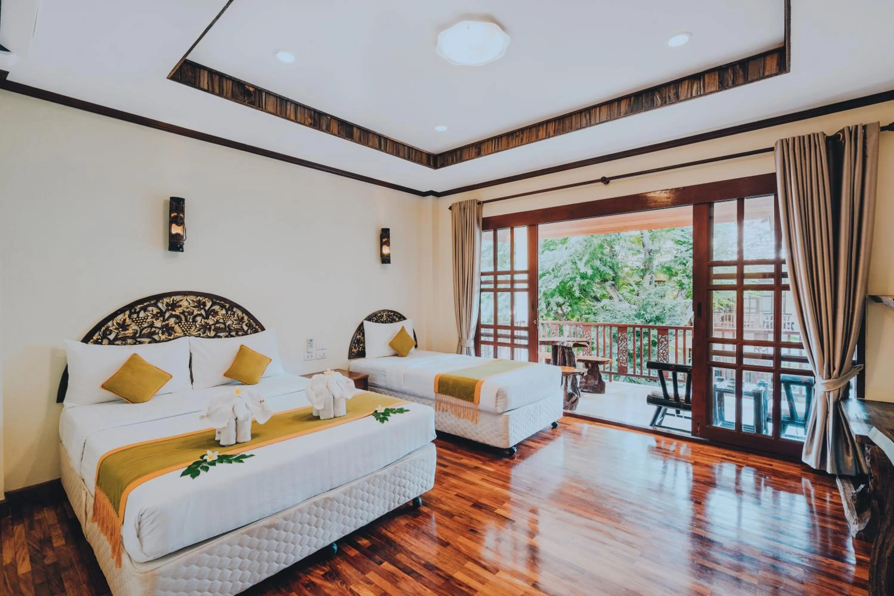 View (from property/room), Bed in Havana Beach Resort Phangan