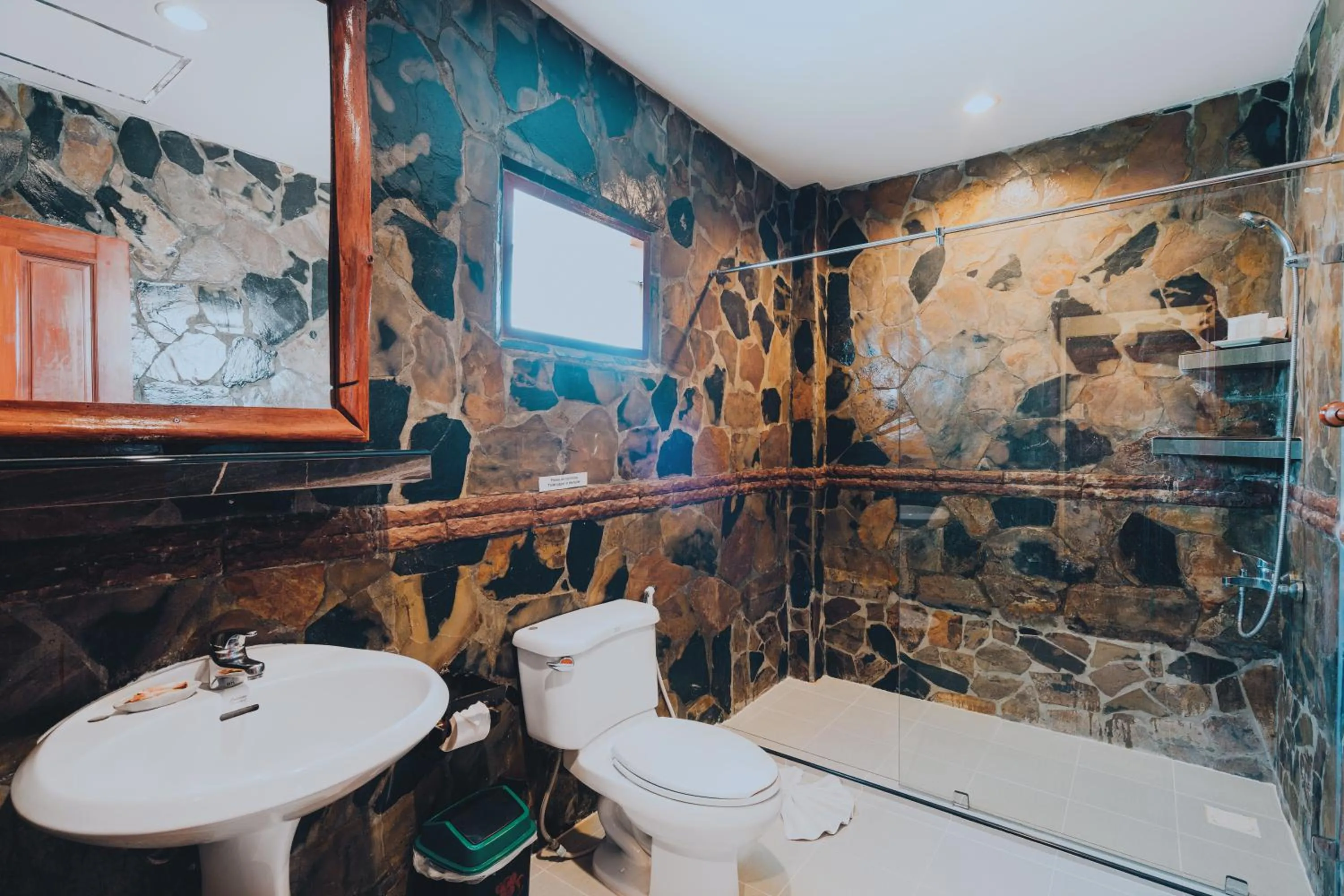 Bathroom in Havana Beach Resort Phangan