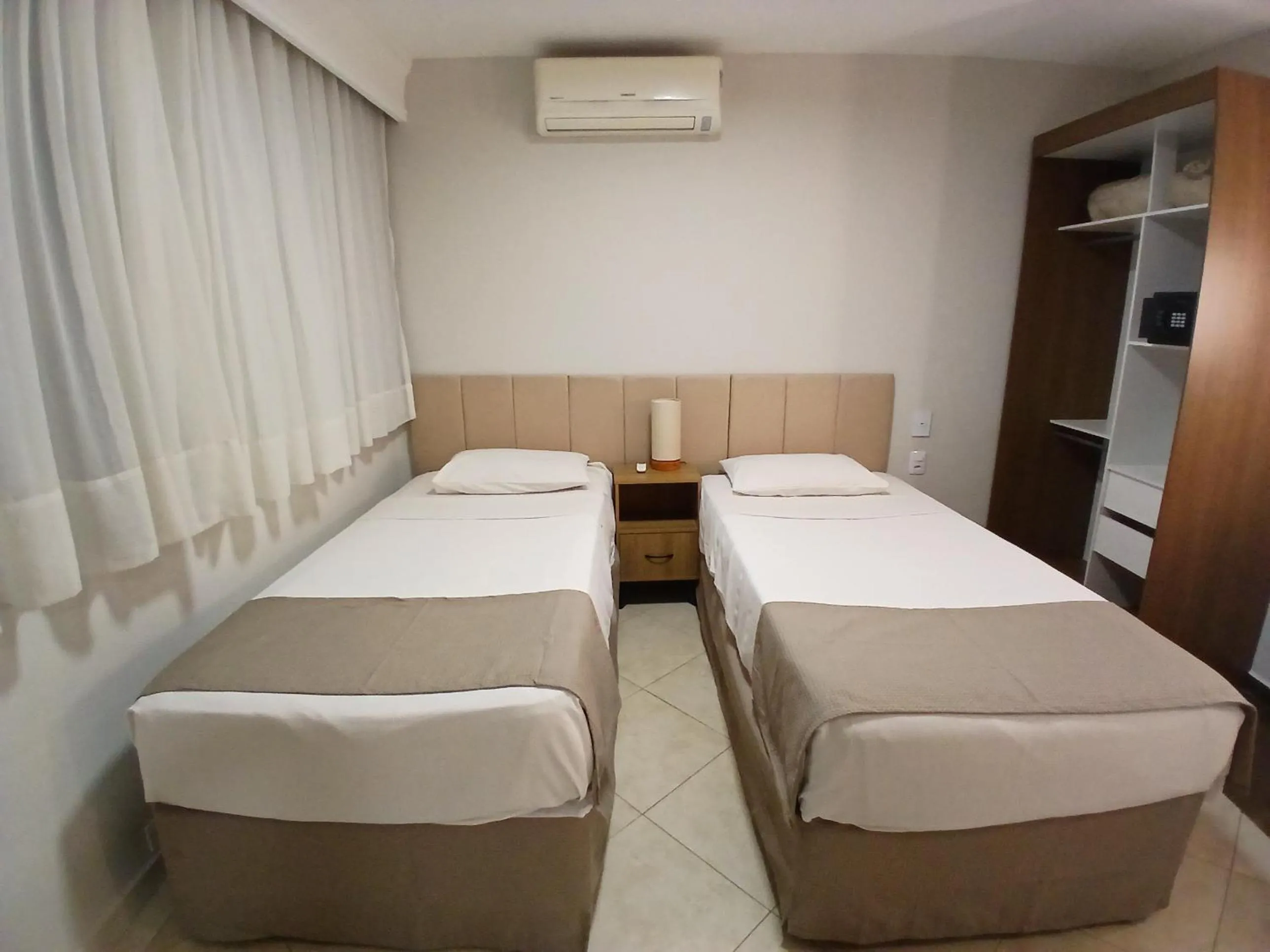 Bed in Landmark Residence - OFICIAL