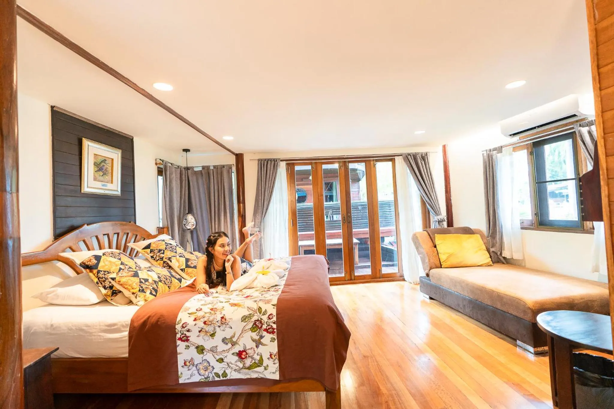 Bedroom, Bed in Kaengkrachan Boathouse Paradise Resort