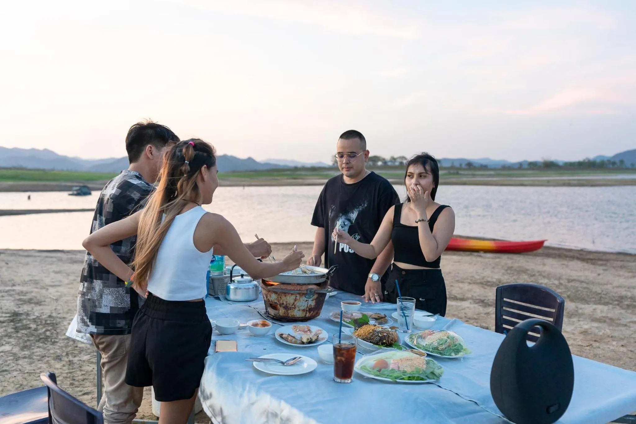 Activities in Kaengkrachan Boathouse Paradise Resort