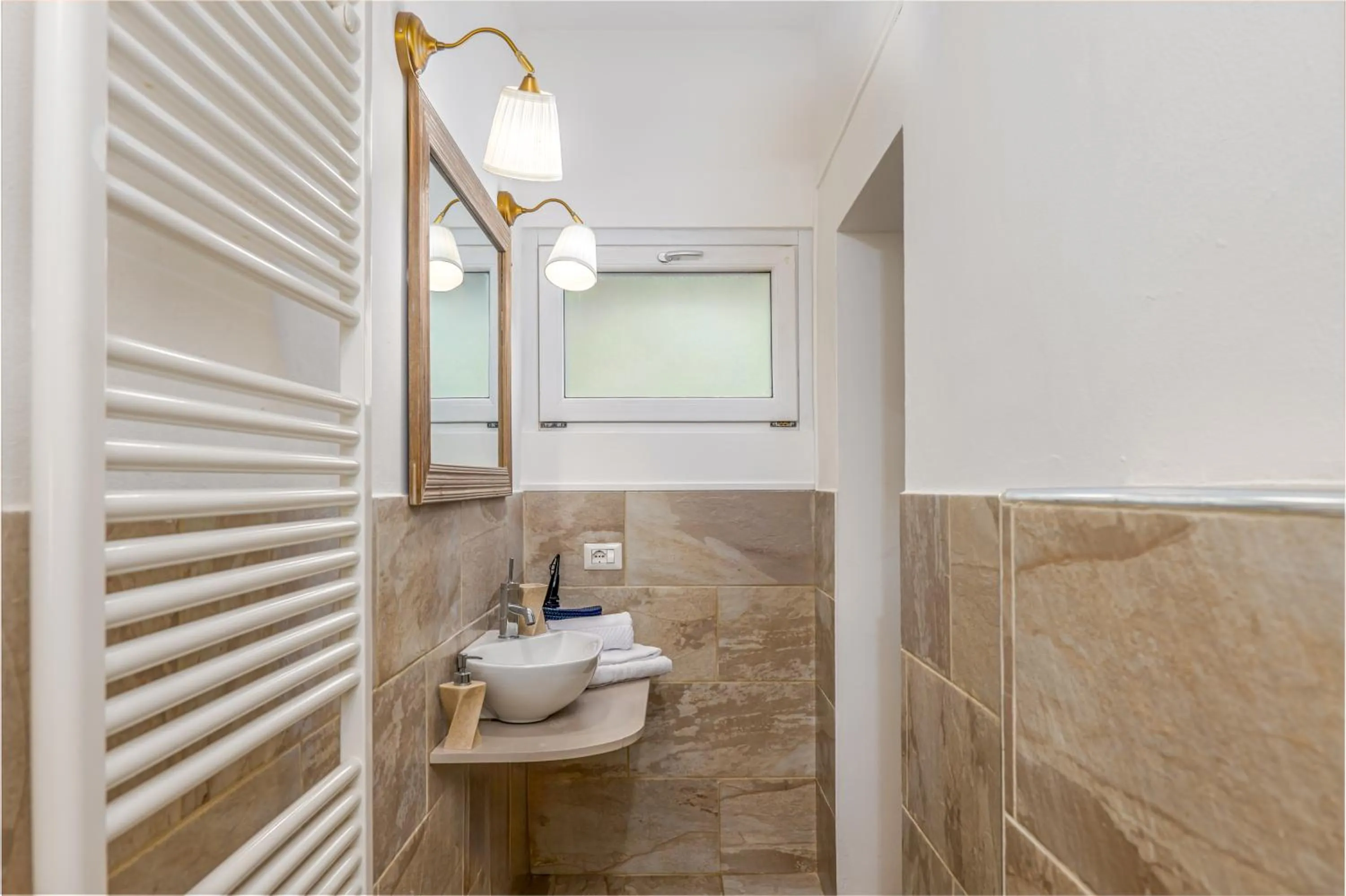 Bathroom in Essentia Guest House