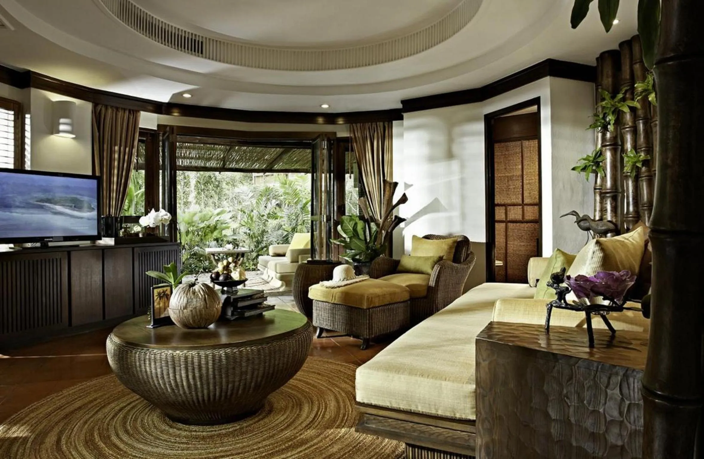 TV and multimedia in Rayavadee