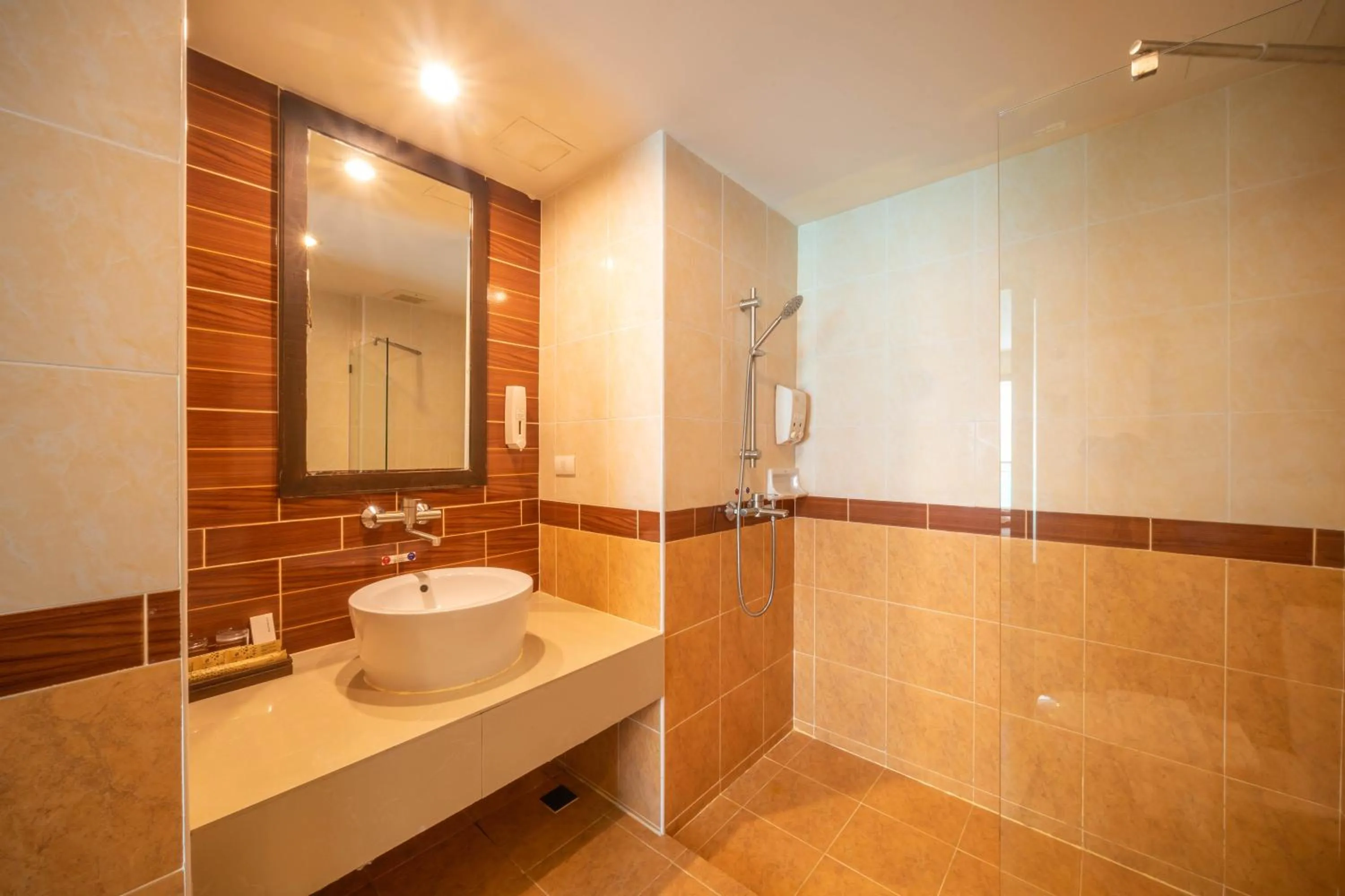 Bathroom in La Vintage Resort - Patong, Phuket