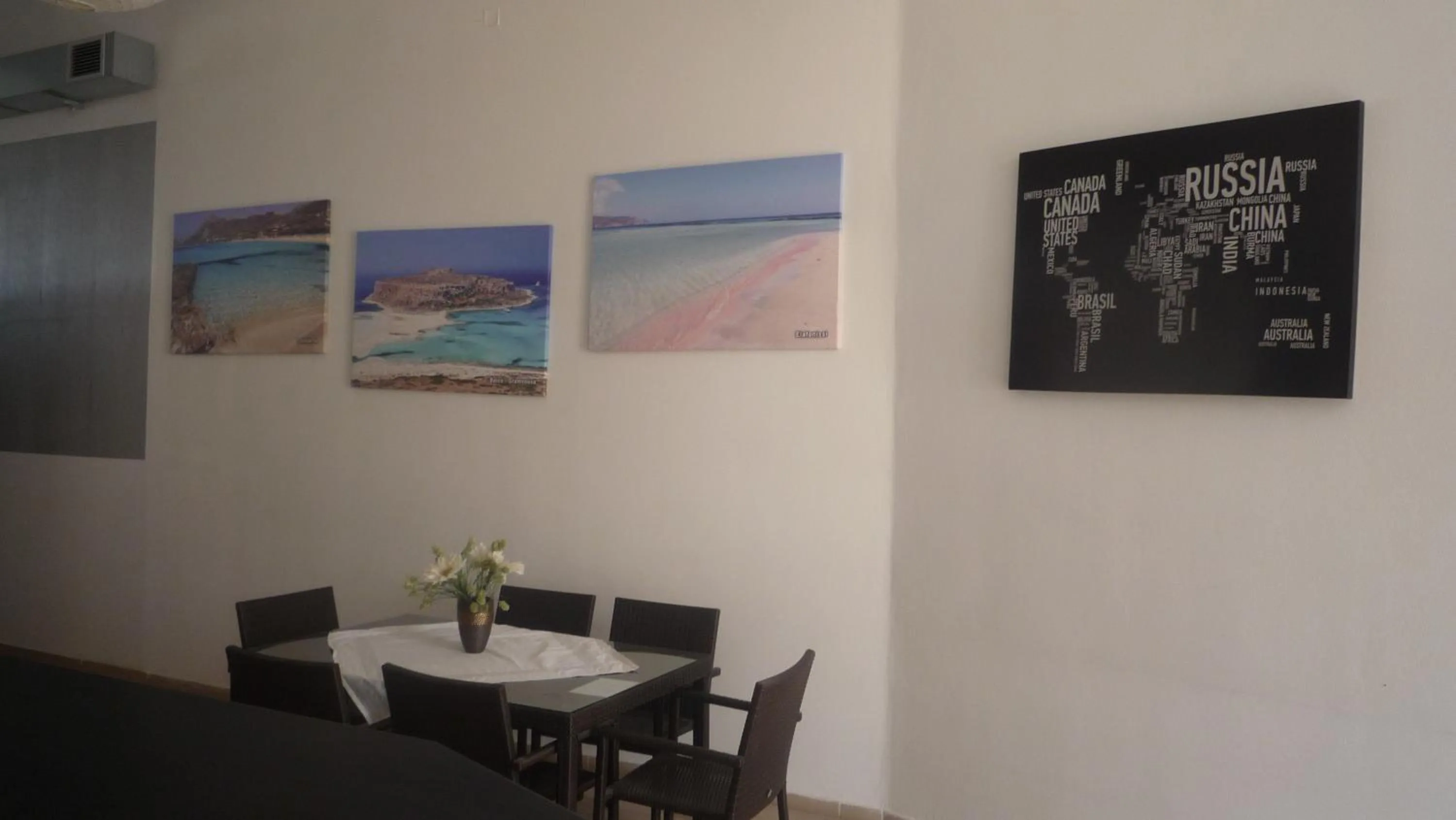 Restaurant/places to eat in Hostel Stylianos Kissamos