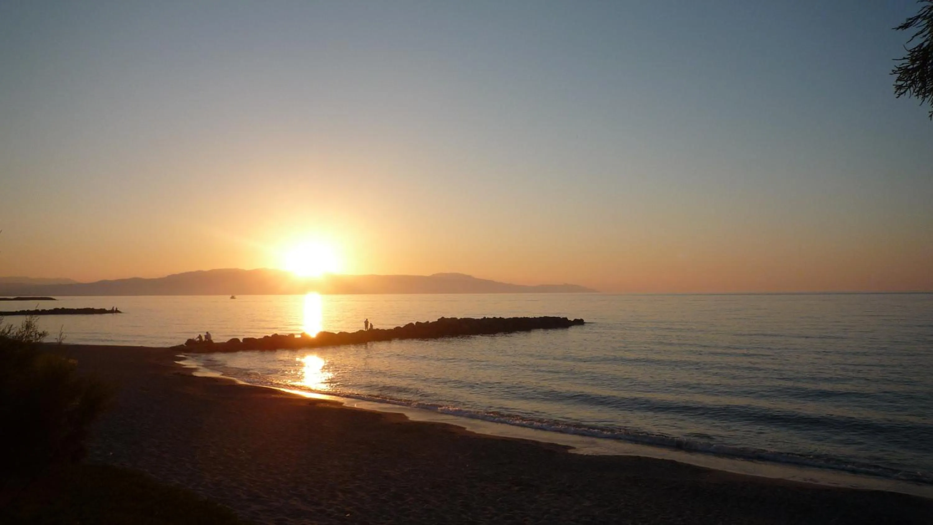 Sunset in Hostel Stylianos Kissamos