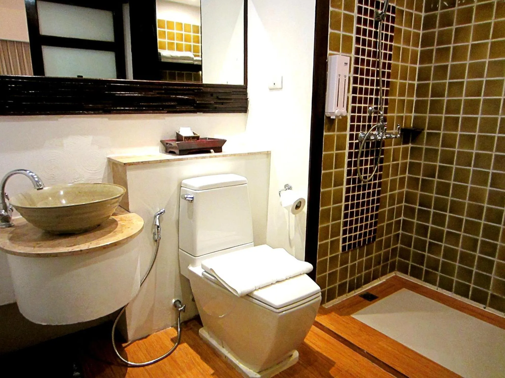 Shower in Yantarasri Resort