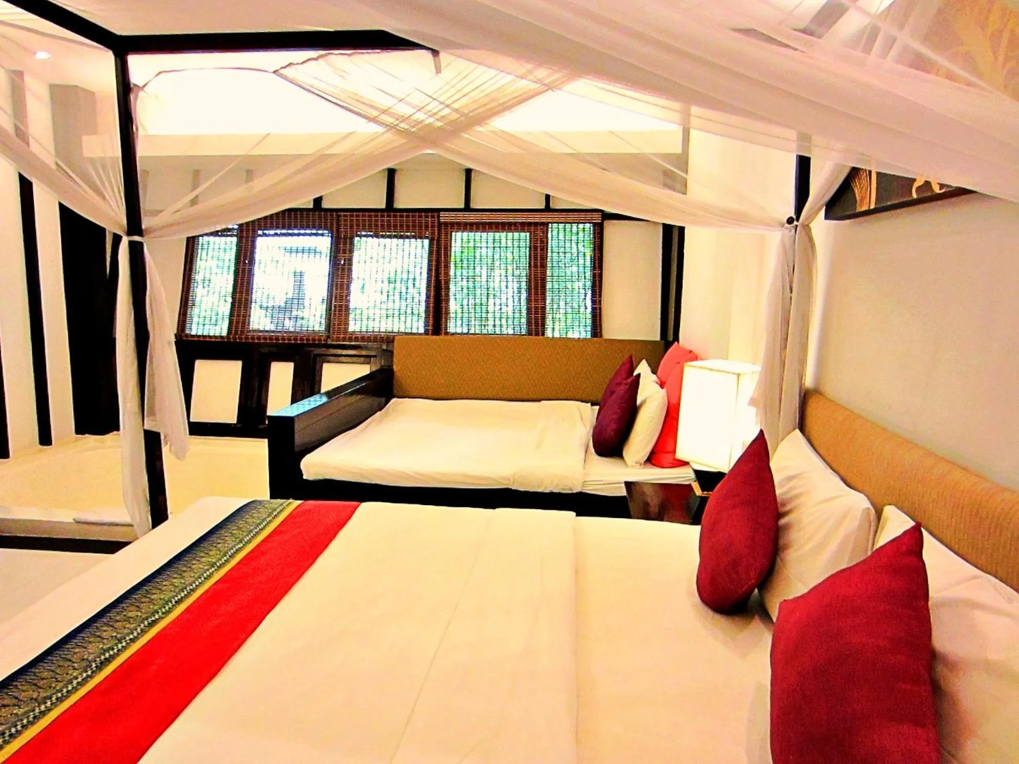 Bed in Yantarasri Resort
