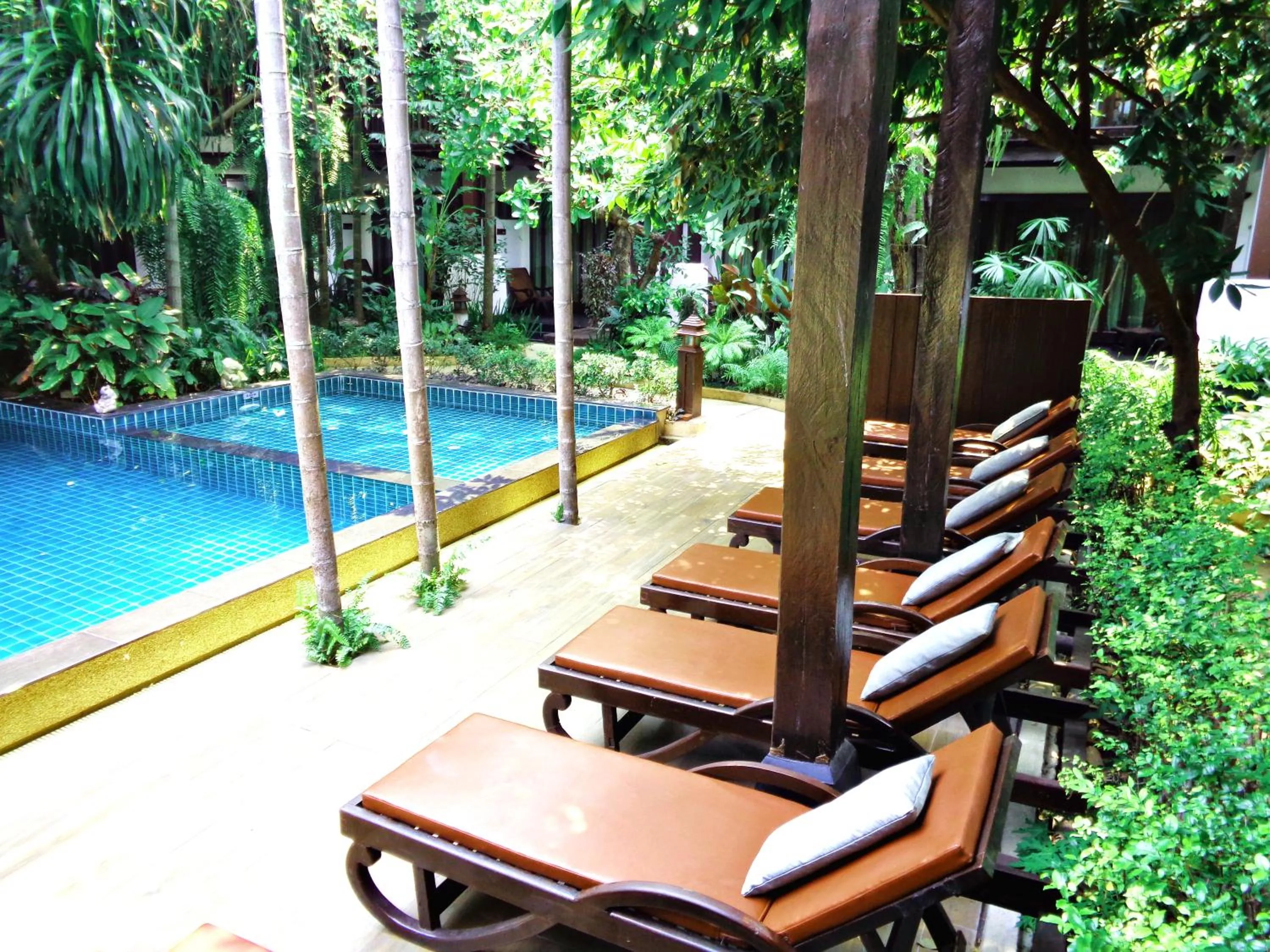 Swimming pool in Yantarasri Resort