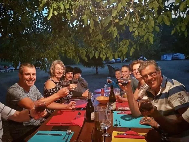 People in Goute la vie