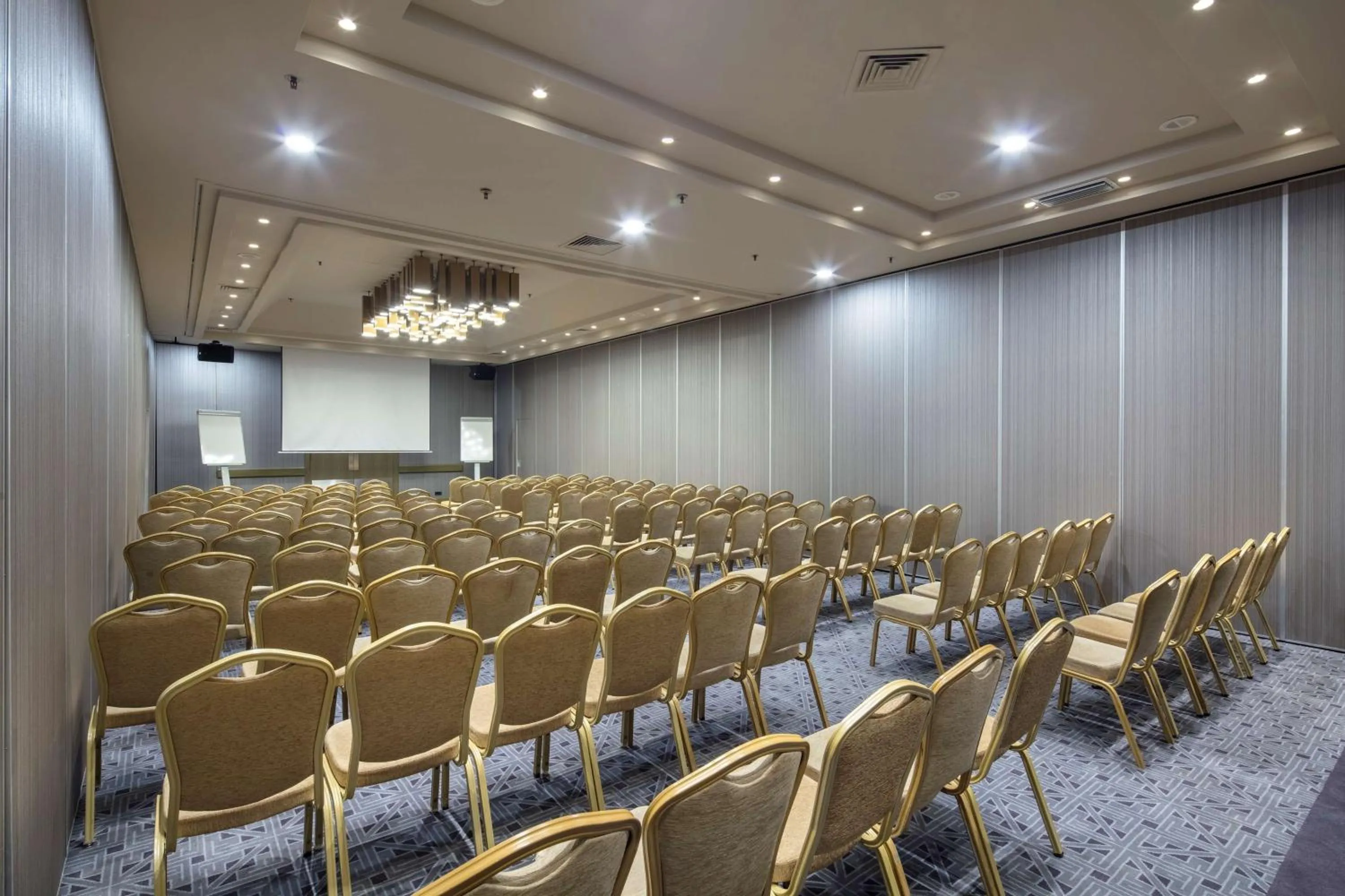 Meeting/conference room in Mersin HiltonSA