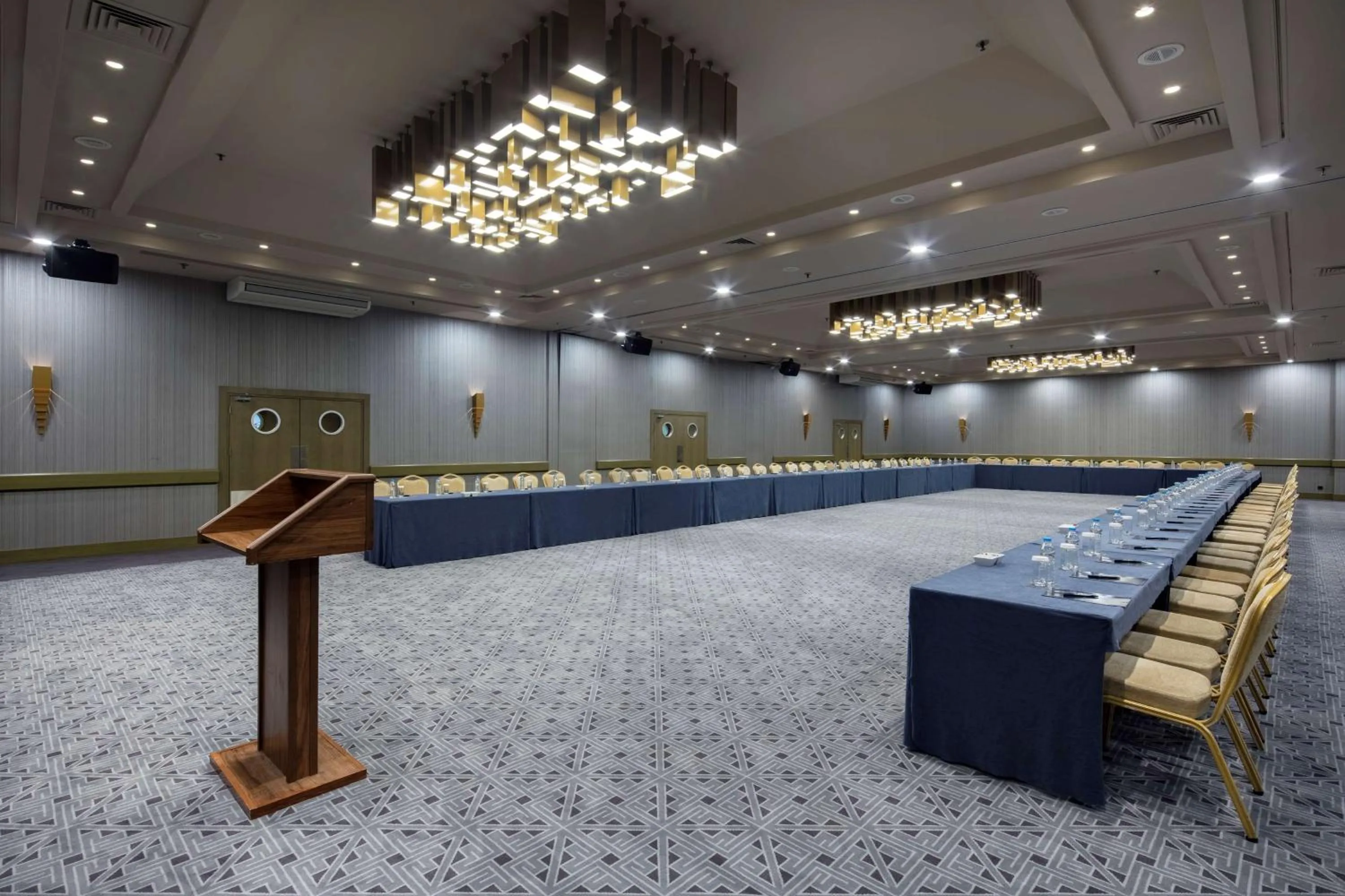 Meeting/conference room in Mersin HiltonSA