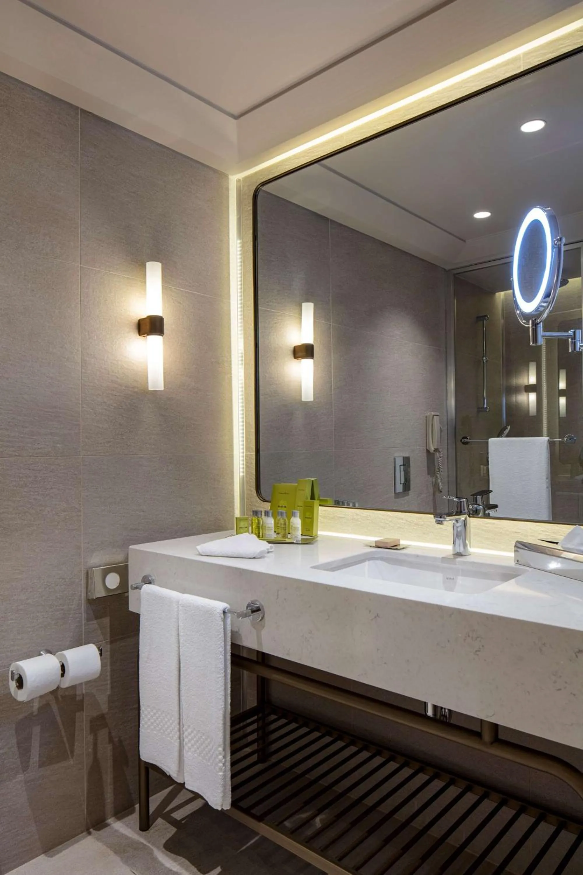 Bathroom in Mersin HiltonSA