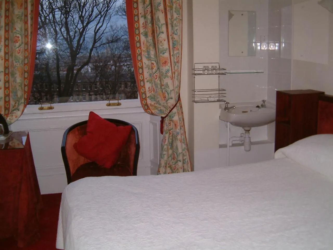 Photo of the whole room, Bed in Terrace hotel