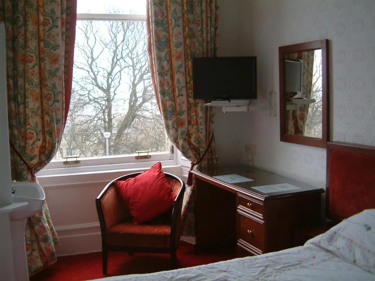 Photo of the whole room, Bed in Terrace hotel