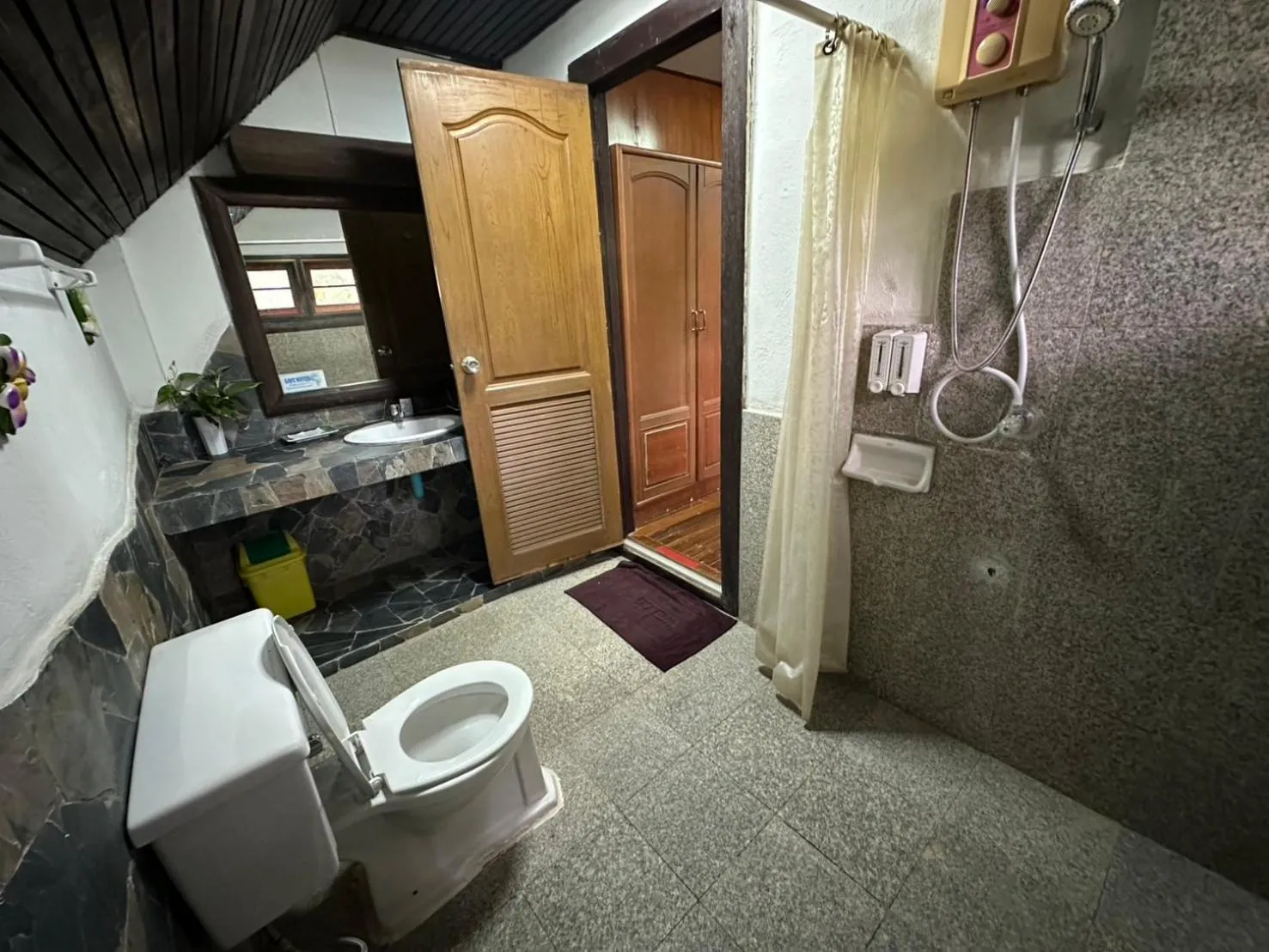 Bathroom in The Legacy River Kwai Resort