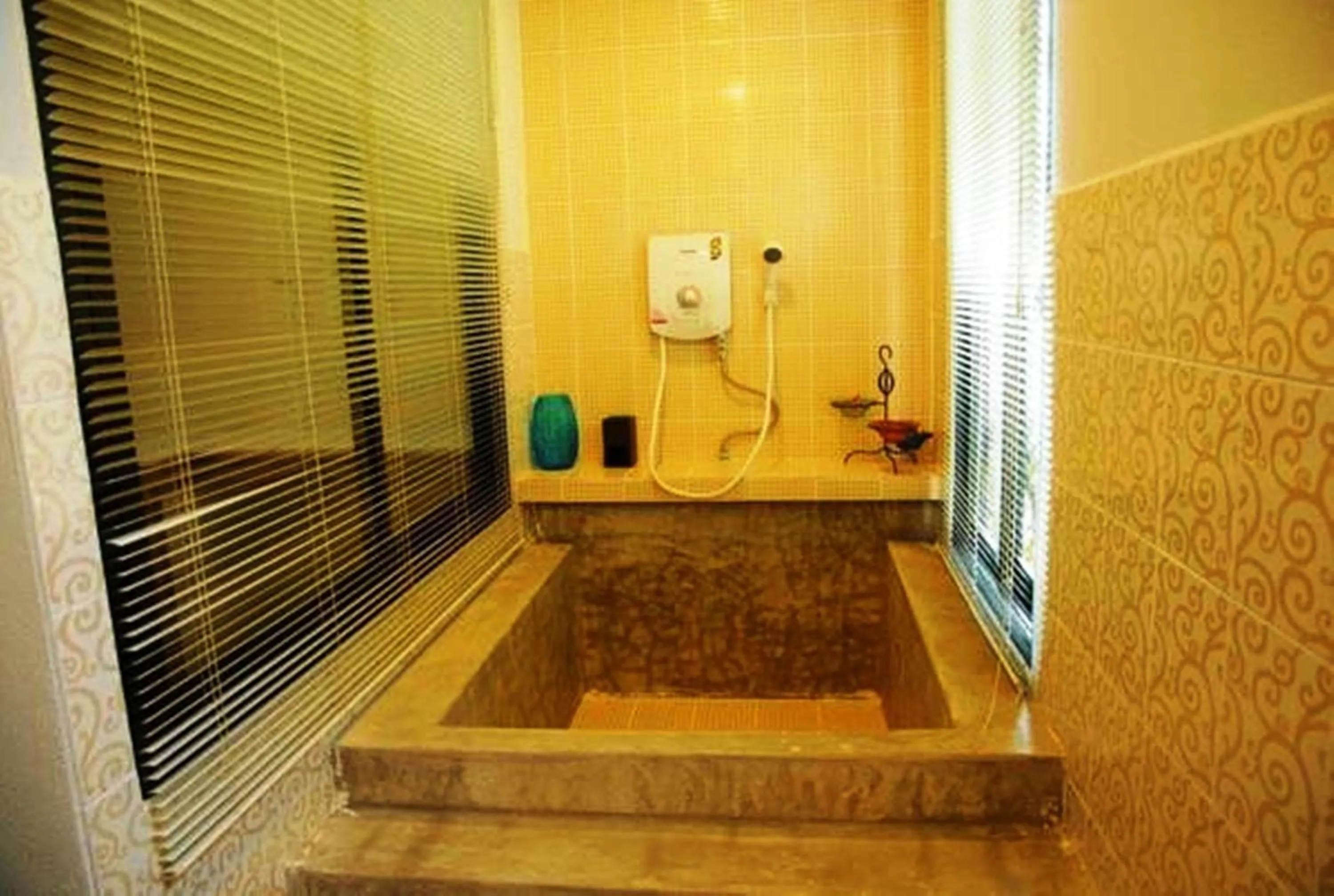 Bathroom in Boutique Raft Resort, River Kwai