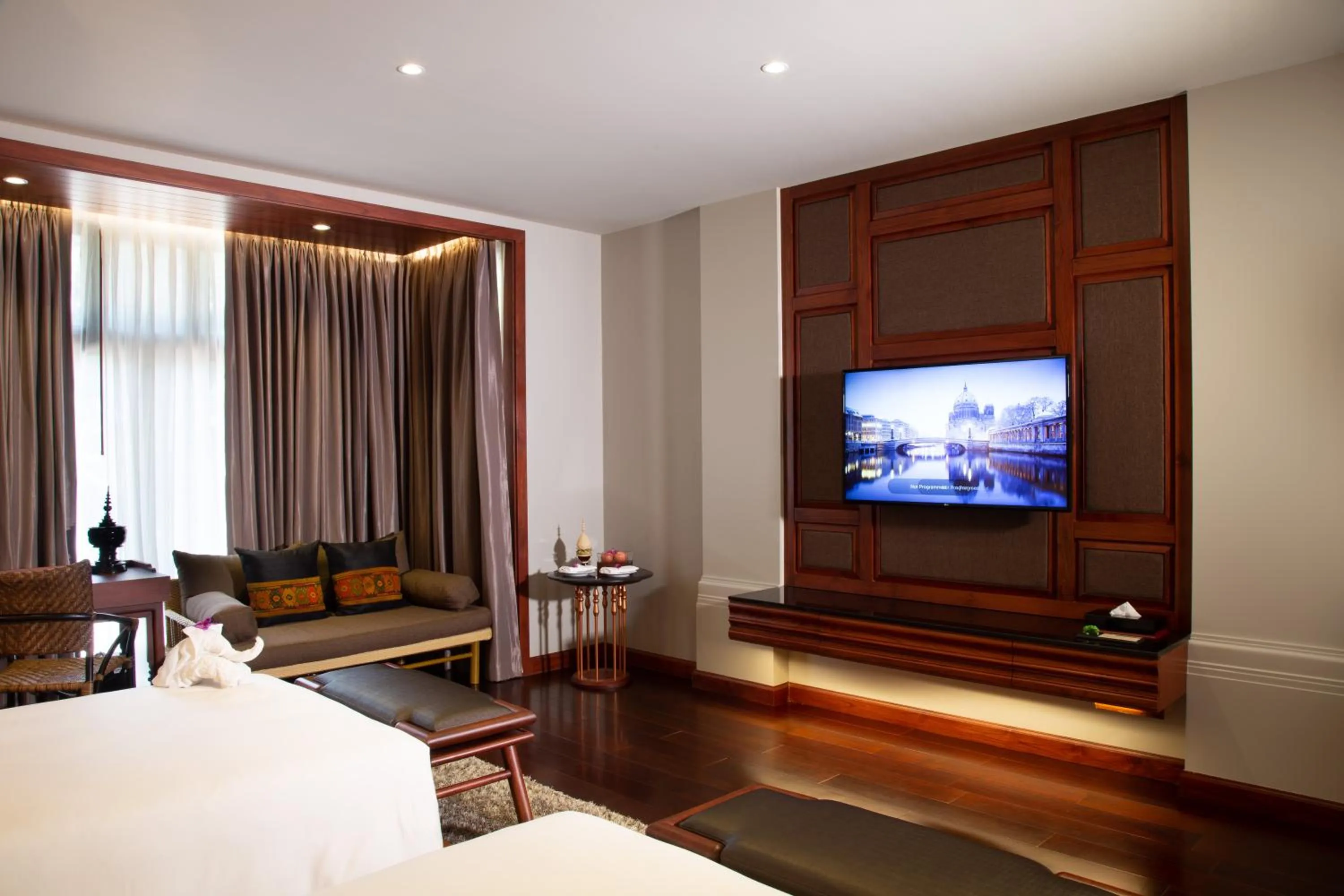 Bed in RatiLanna Riverside Spa Resort