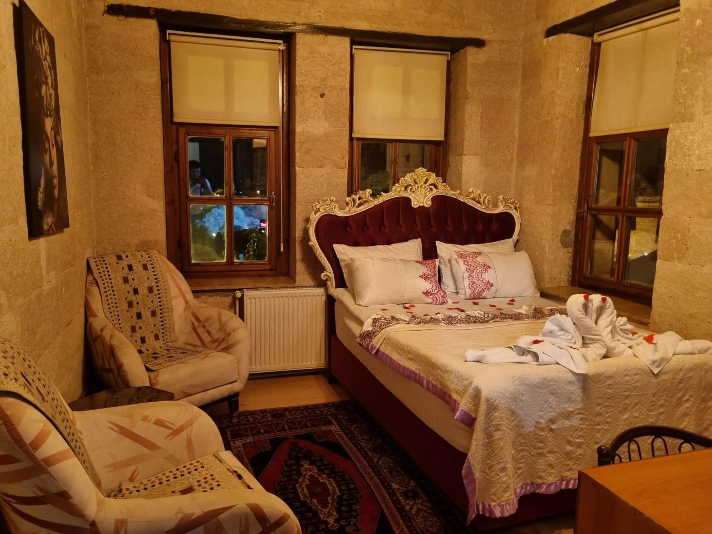 Photo of the whole room in Born Hotel