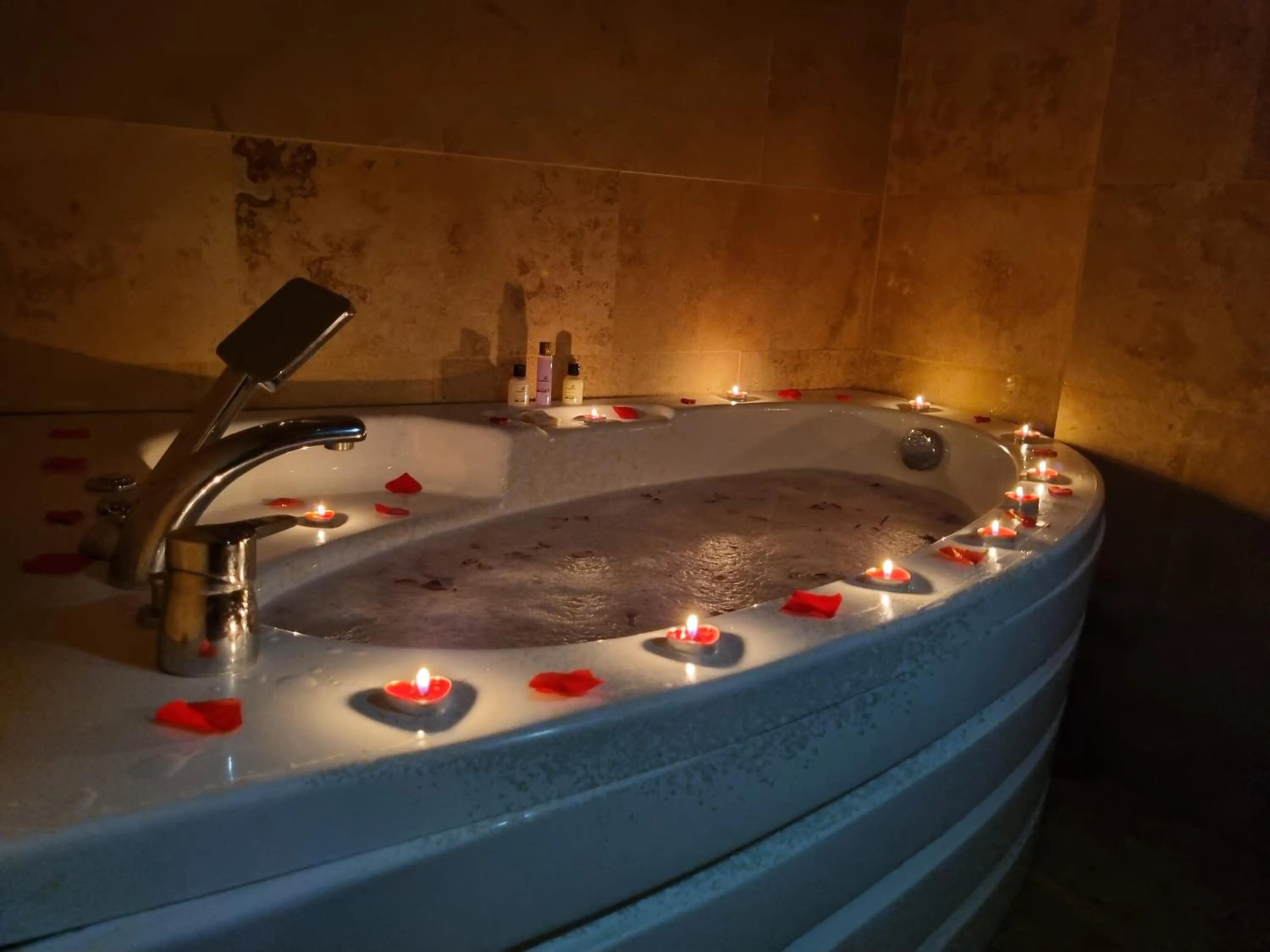 Bathroom in Born Hotel