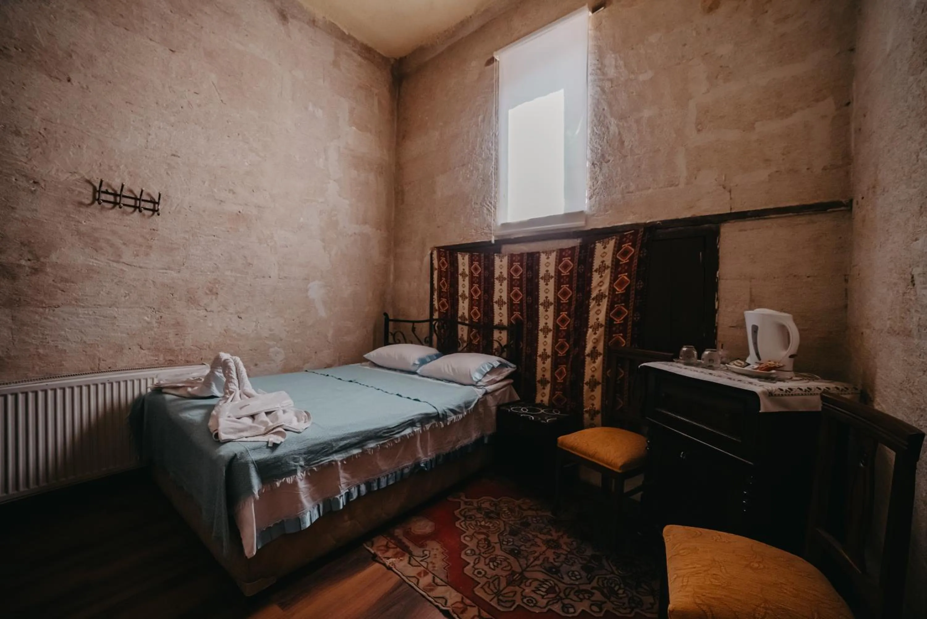 Photo of the whole room in Born Hotel