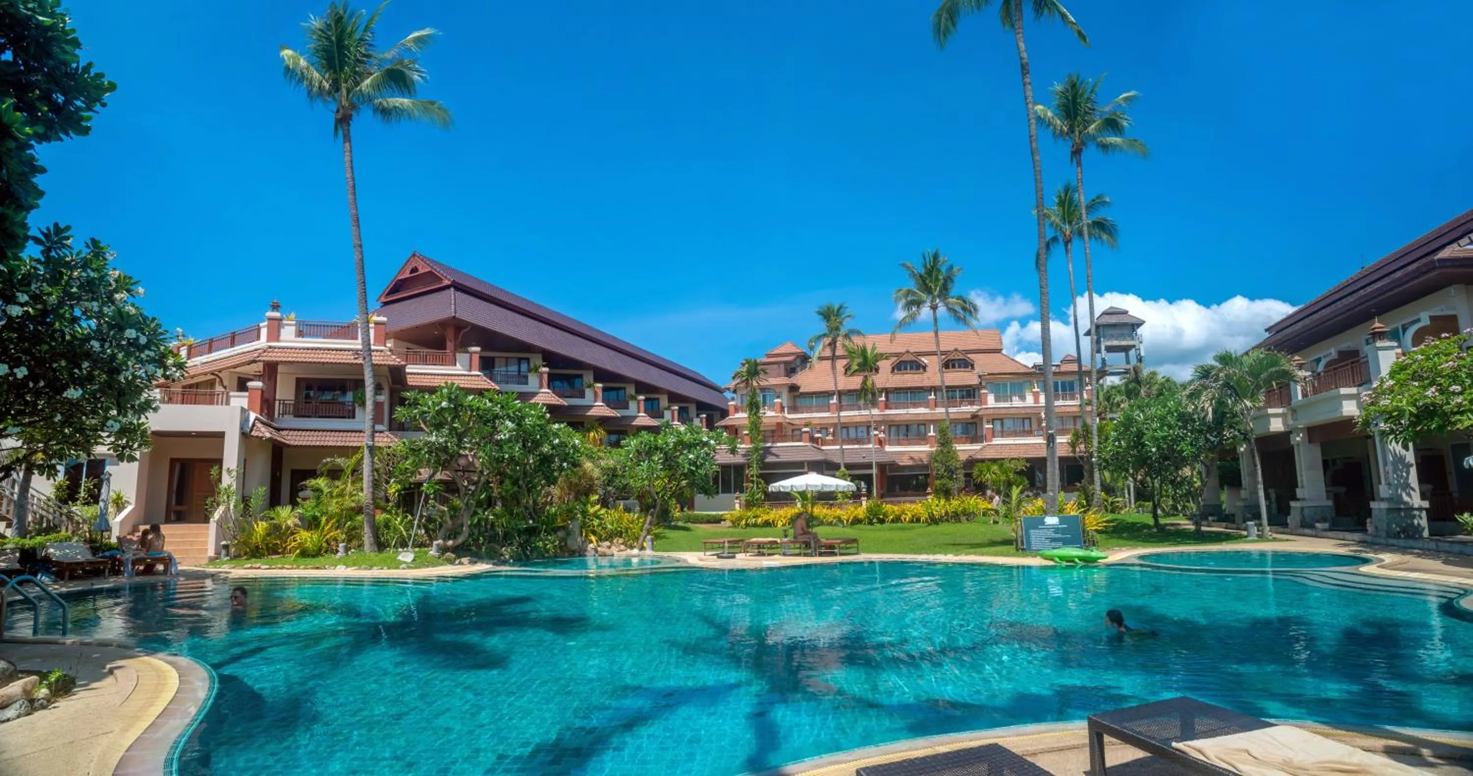 Property building in Aloha Resort