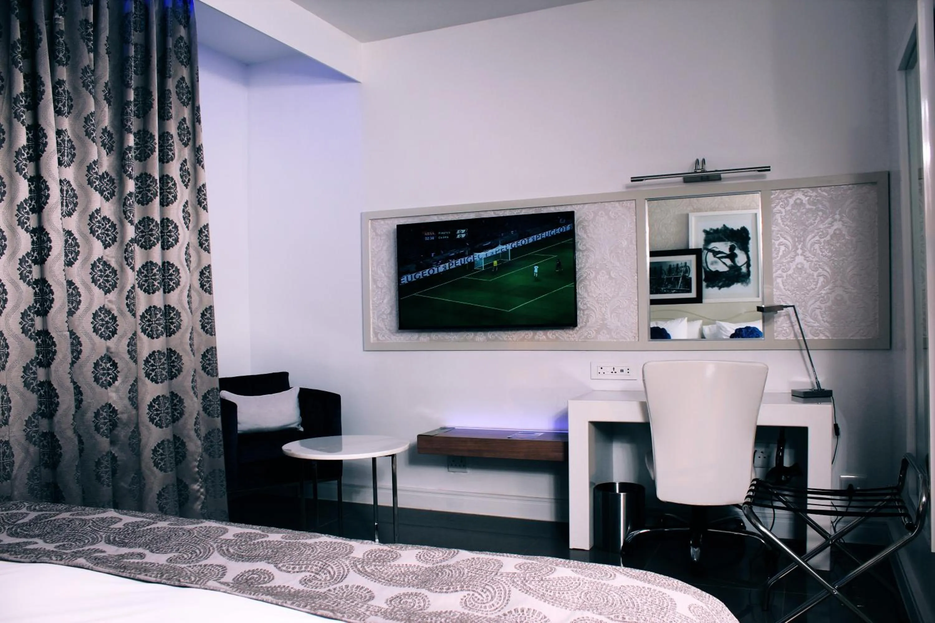 Photo of the whole room in Peermont Metcourt - Thaba Moshate