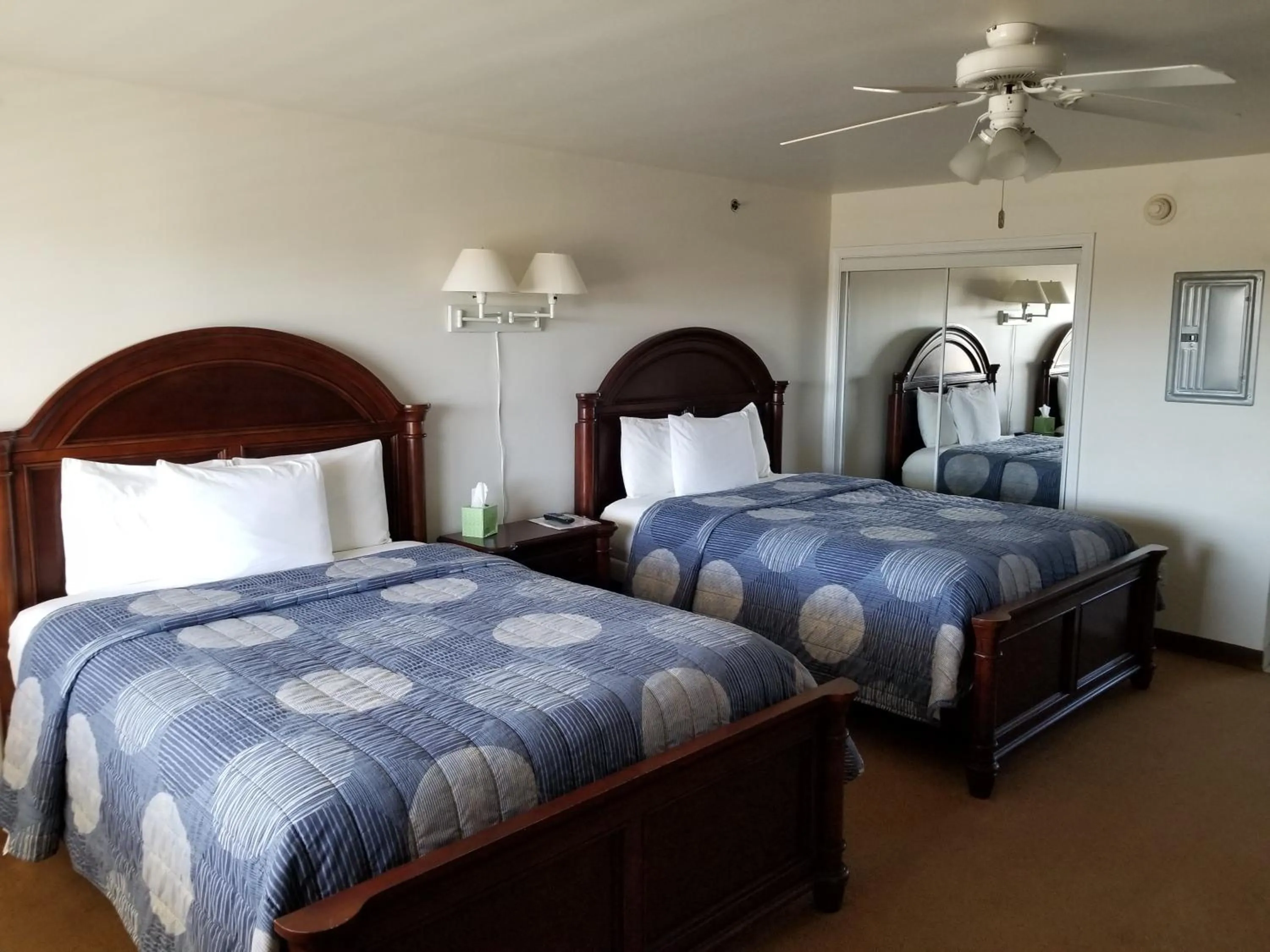 Bed in Shore Stay Suites