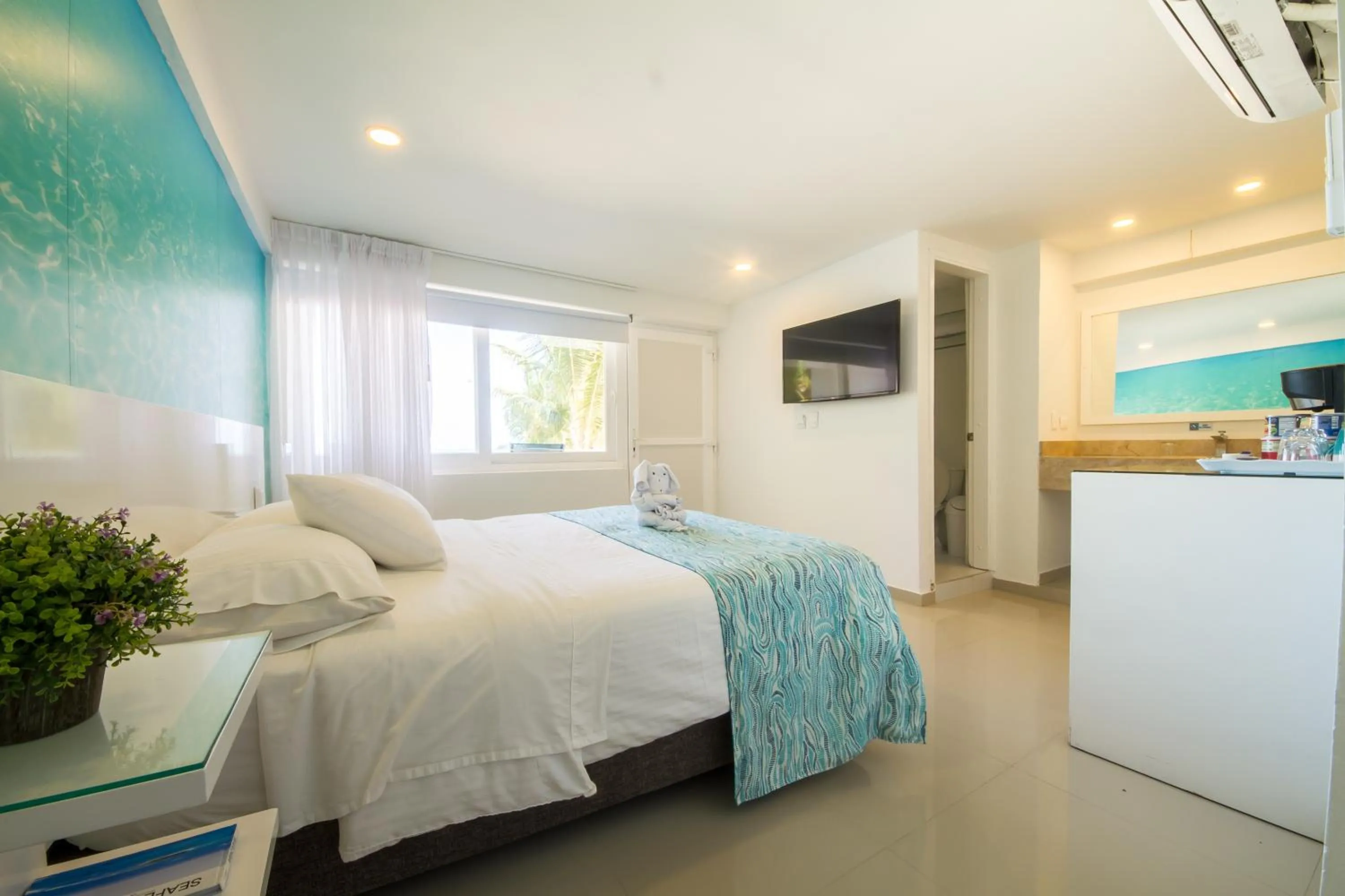 Bed in Hotel San Luis Place By Dorado