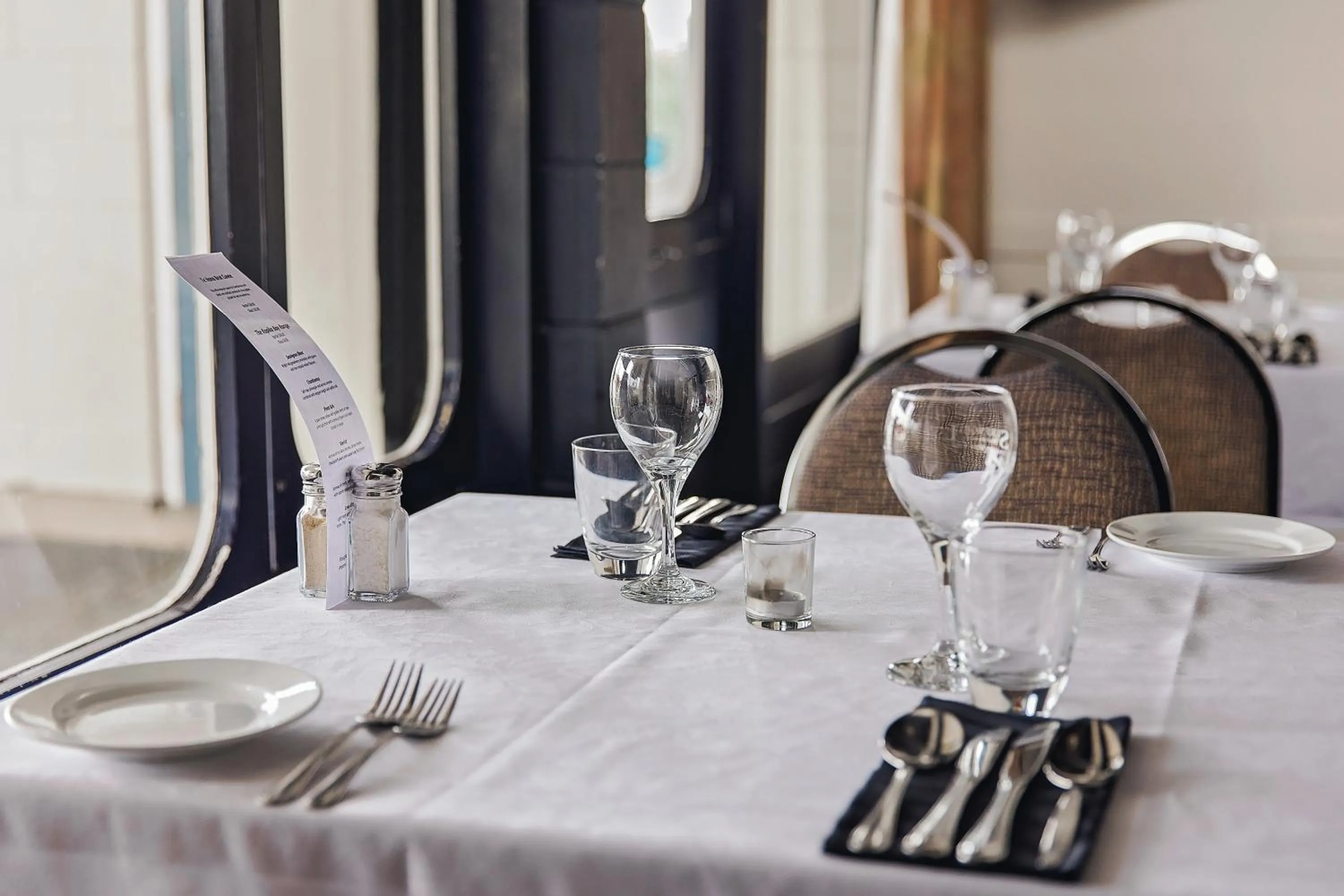 Restaurant/Places to Eat in The Westport Hotel