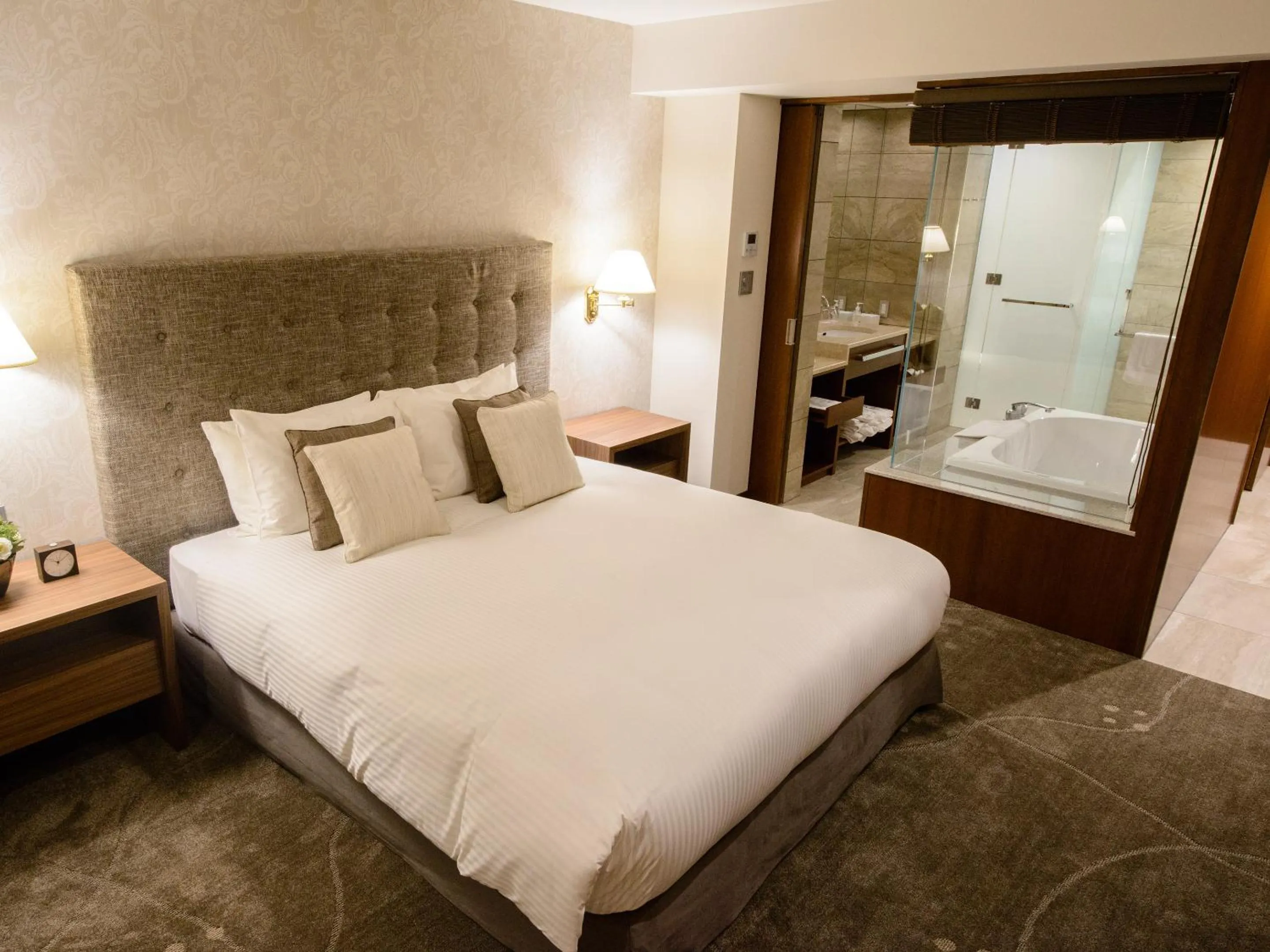 Photo of the whole room, Bed in Le Grand Kyu Karuizawa