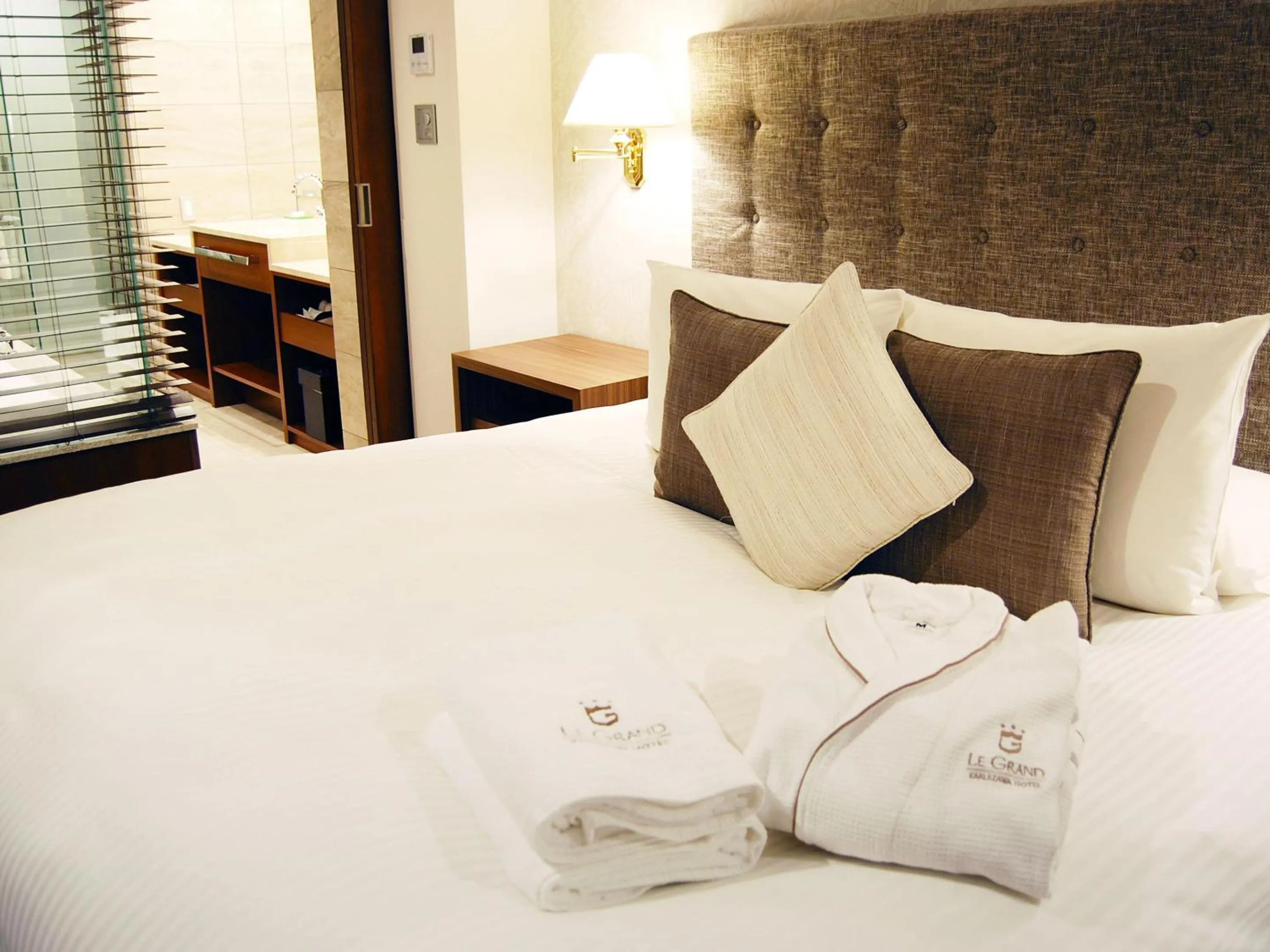 Photo of the whole room, Bed in Le Grand Kyu Karuizawa