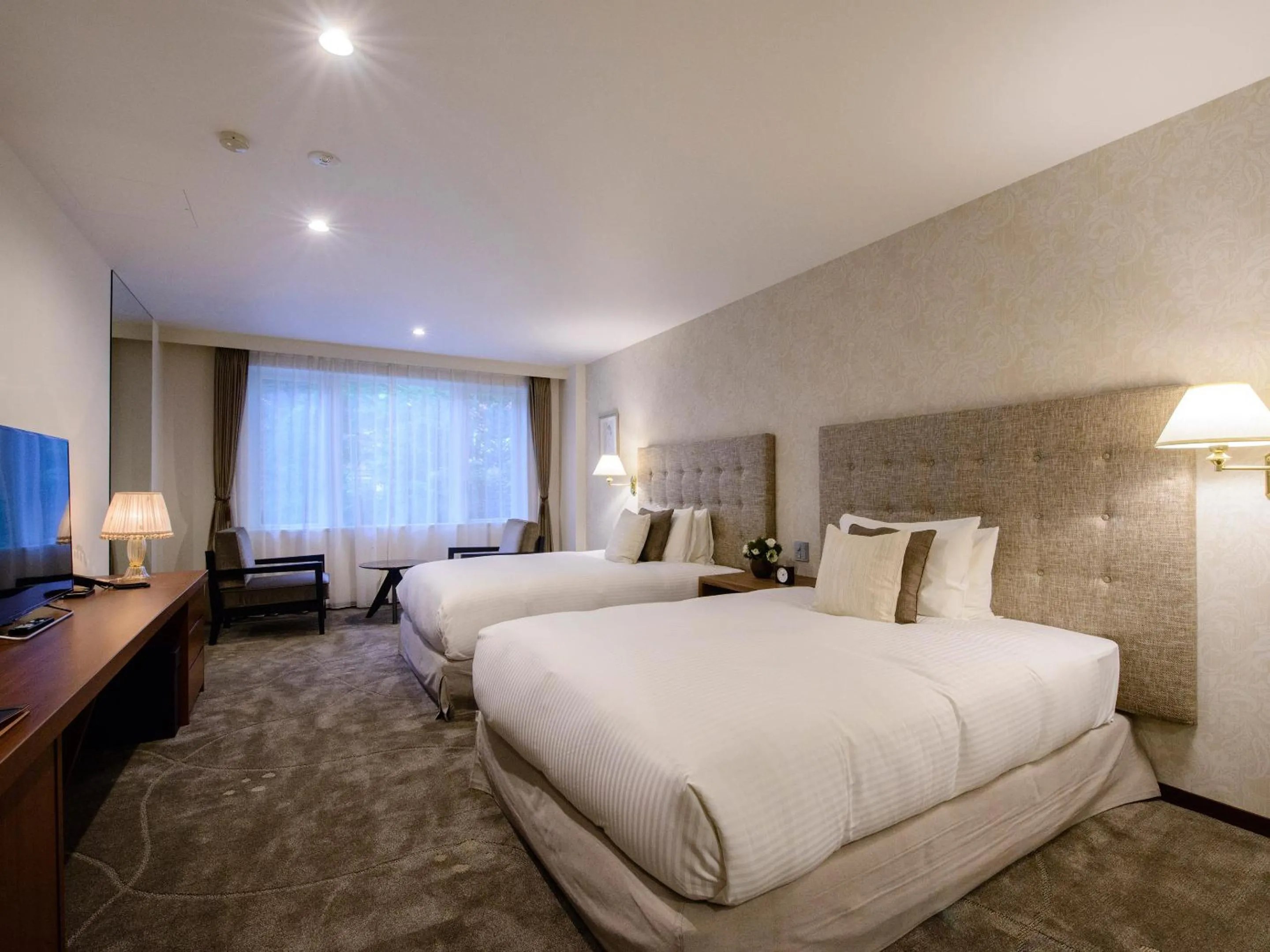 Photo of the whole room, Bed in Le Grand Kyu Karuizawa