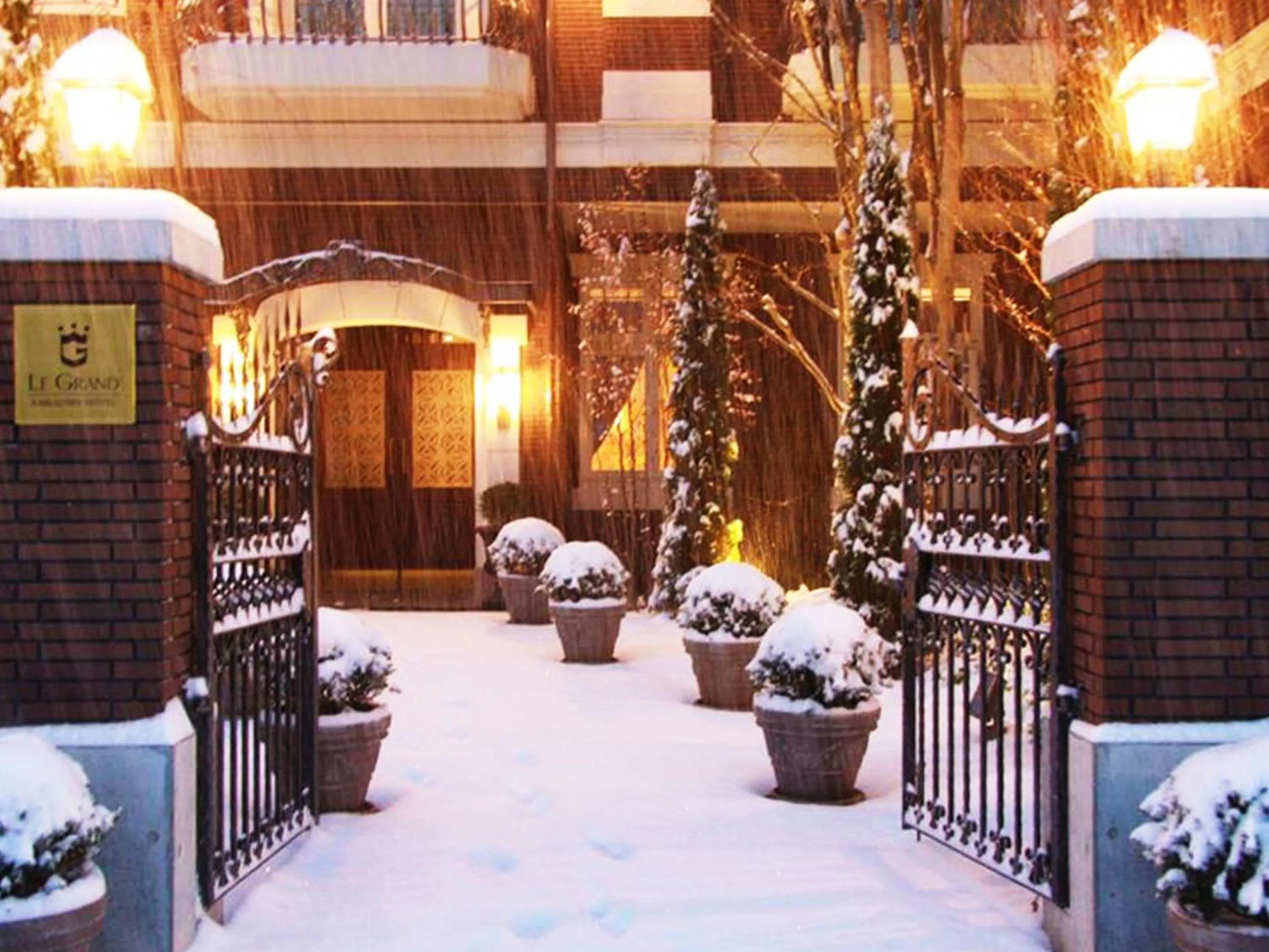 Facade/entrance in Le Grand Kyu Karuizawa