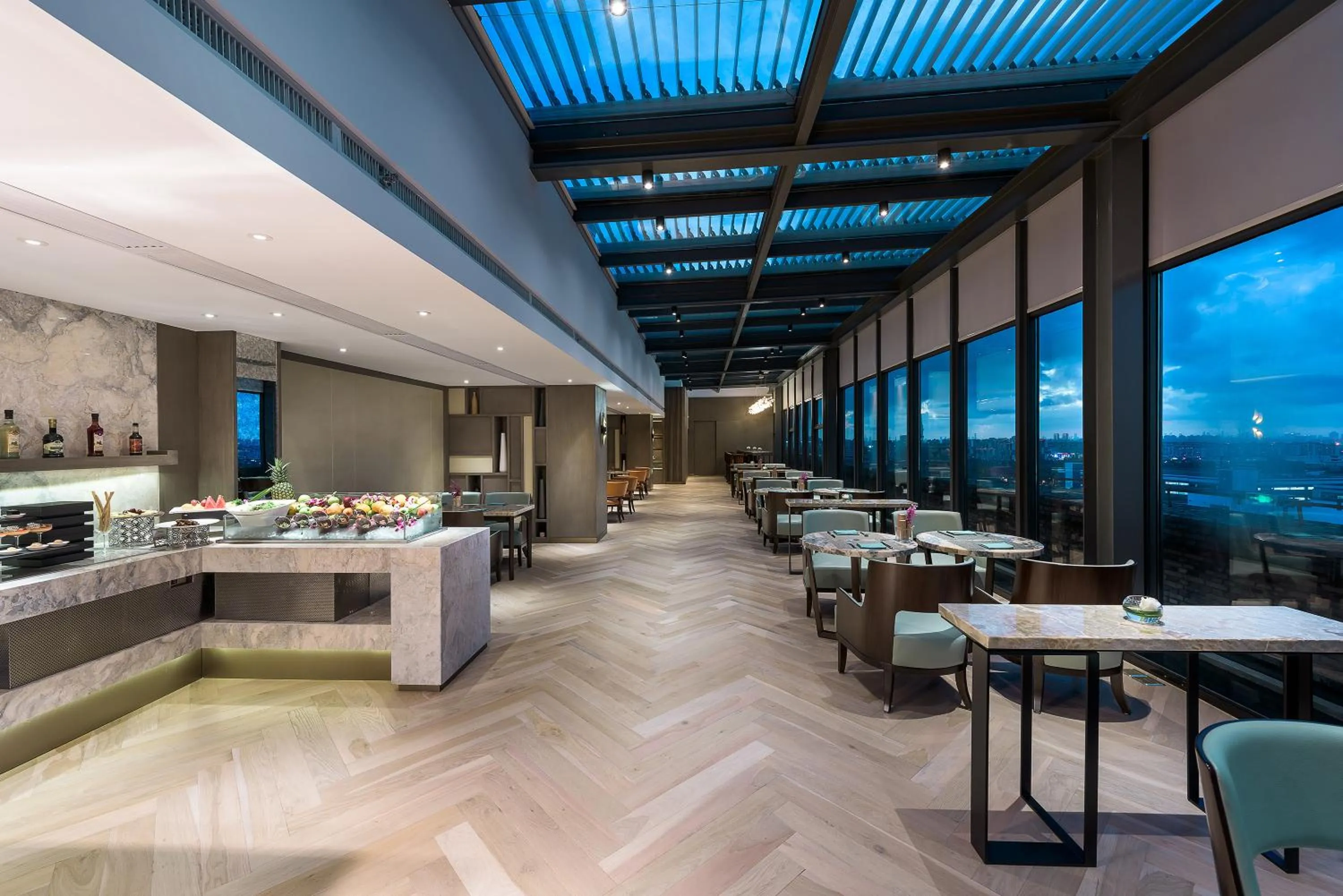 Lounge or bar in Novotel Shanghai Clover